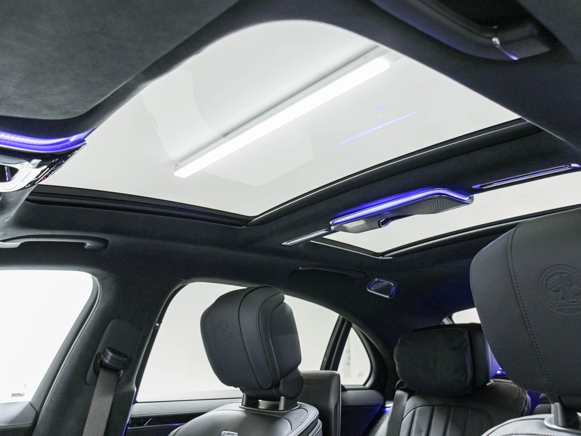 MERCEDES-BENZ S 63 AMG E Performance-image-8