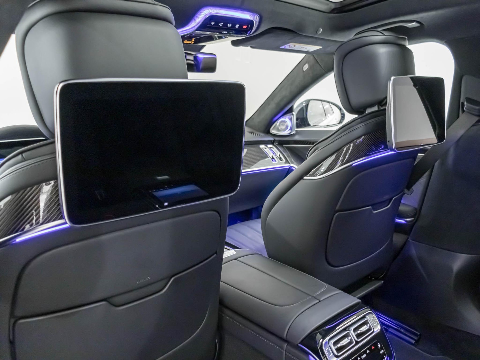 MERCEDES-BENZ S 63 AMG E Performance-image-9