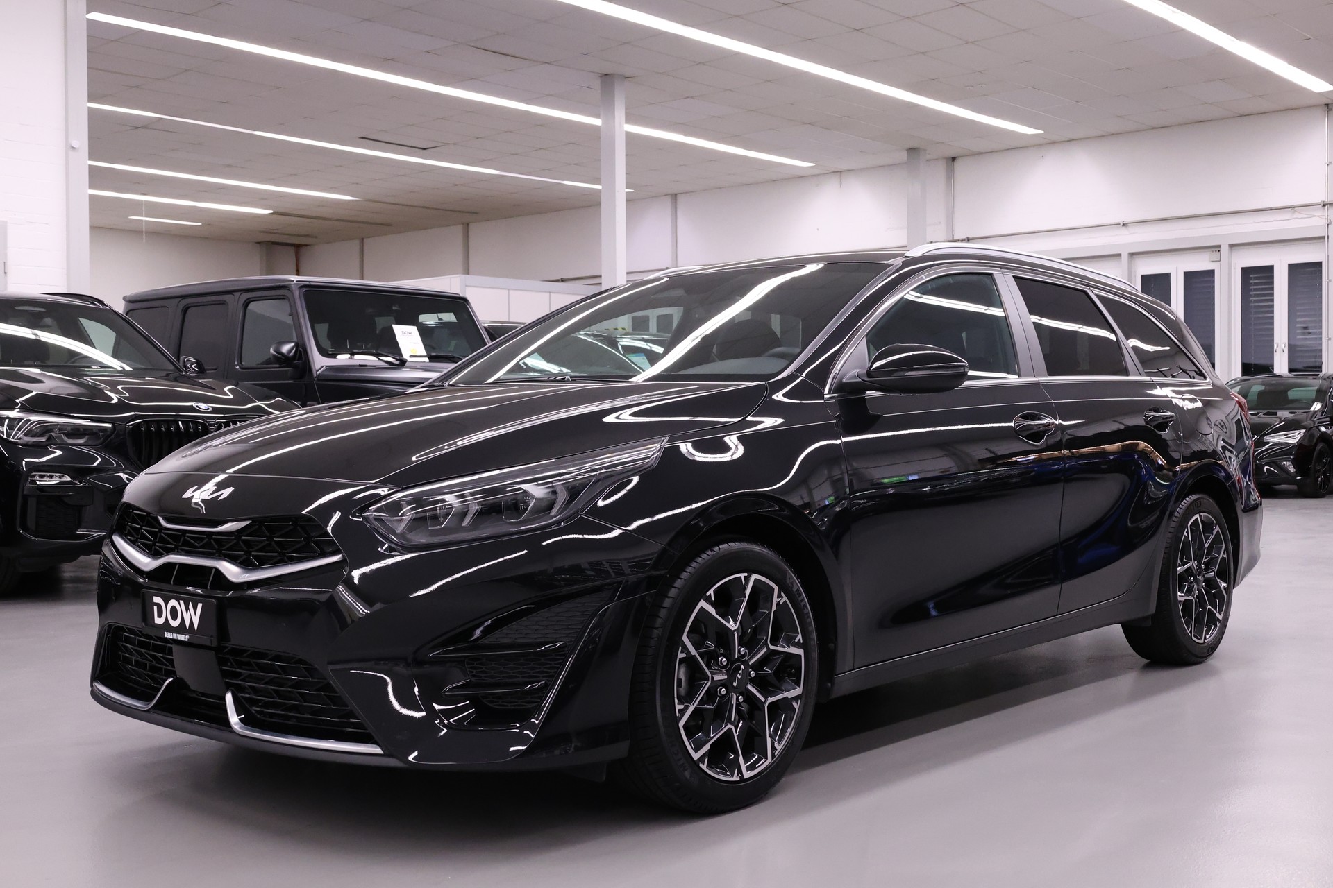 KIA Ceed SW 1.5 T-GDi GT-Line-showroom-element-2