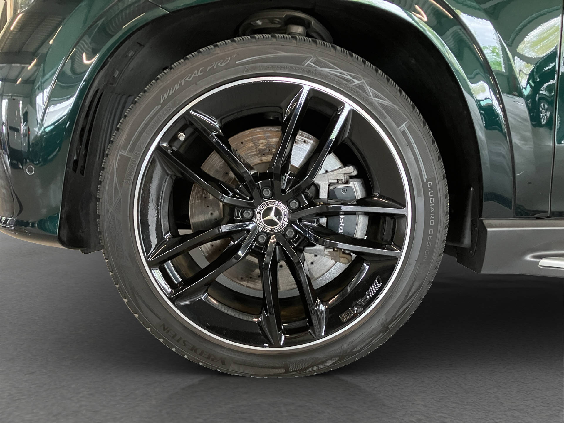 MERCEDES-BENZ GLE 400 e AMG Line 4MATIC-image-5