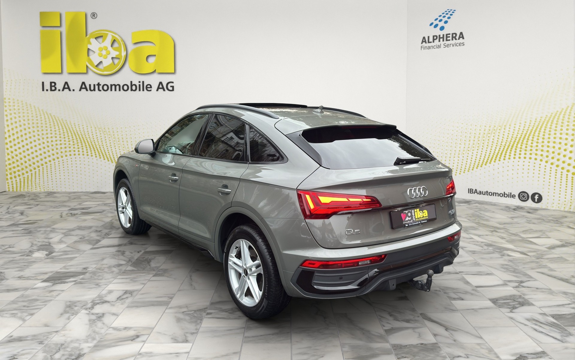 AUDI Q5 Sportback 40 TDI S line quattro 4x4-image-2