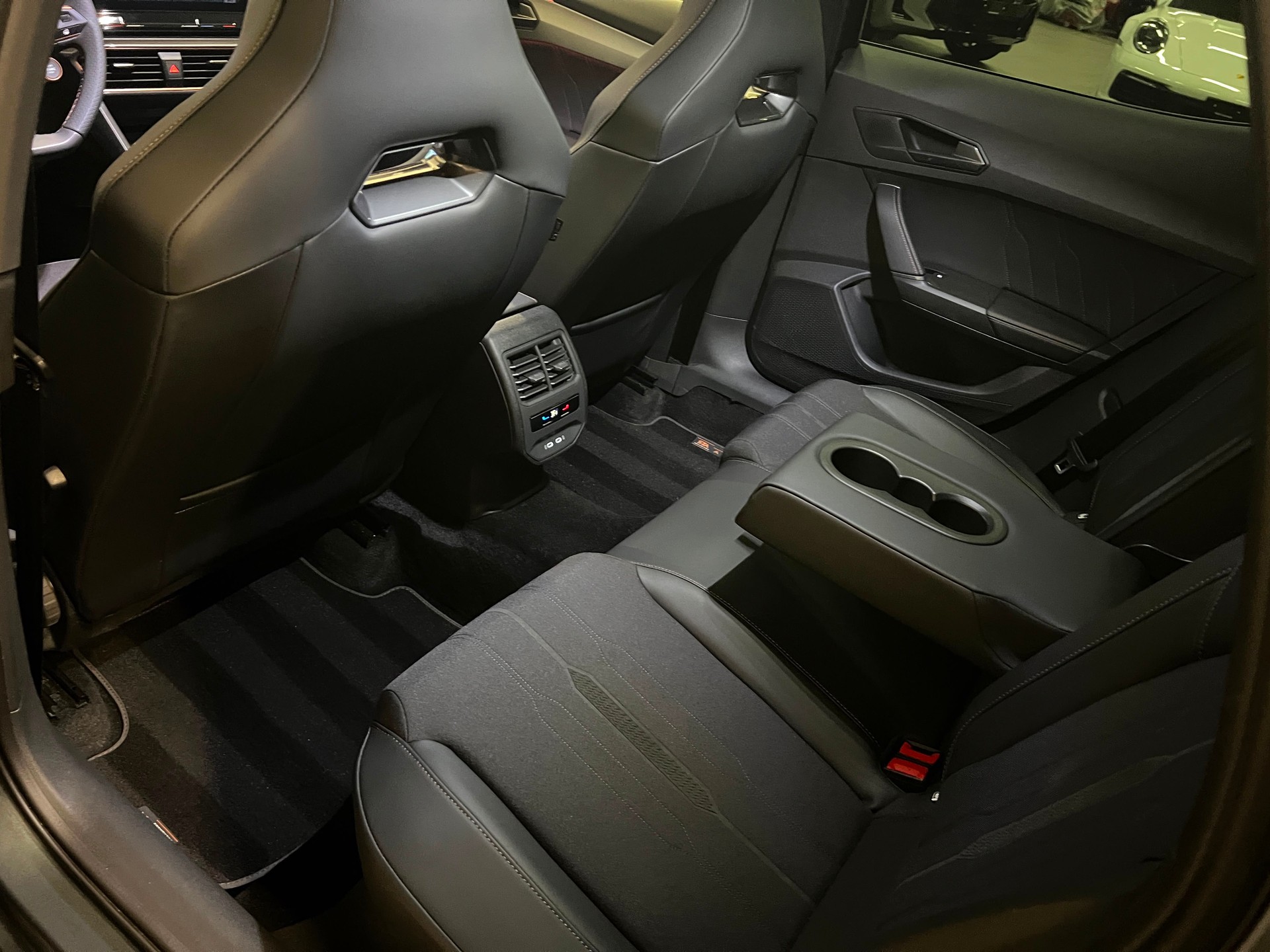CUPRA Formentor 2.5TSI VZ5 4Drive DSG CH Fahrzeug-image-21