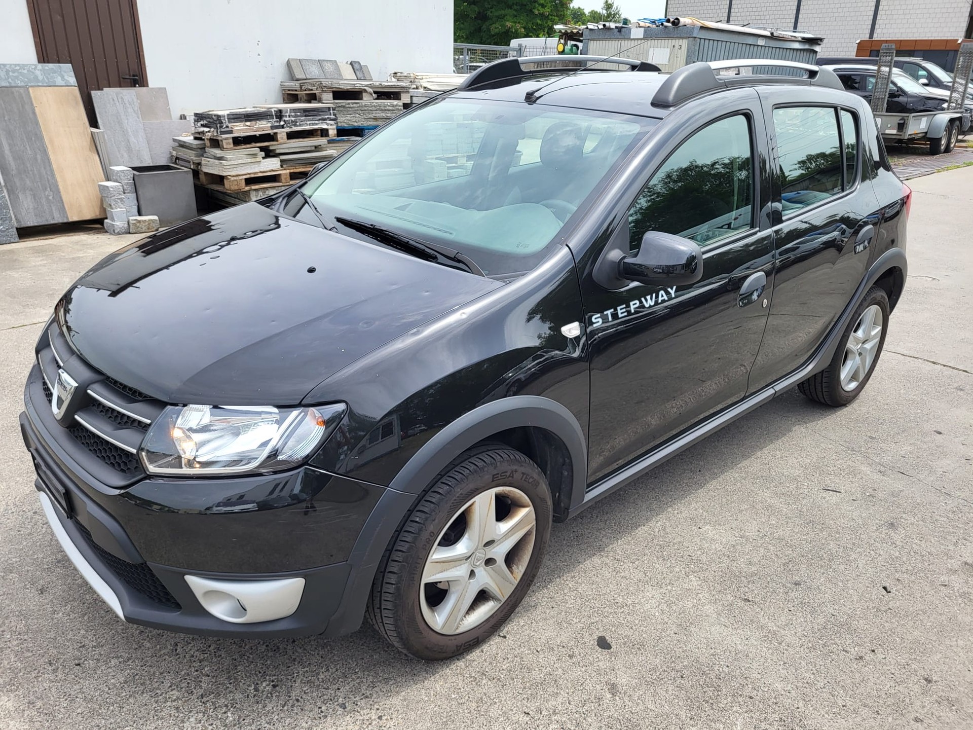 DACIA Sandero 1.5 dCi Stepway Lauréate-image-1