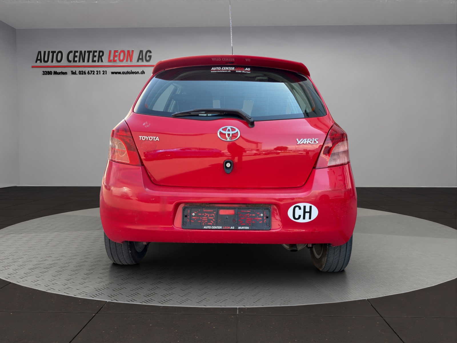 TOYOTA Yaris 1.3 City-image-4