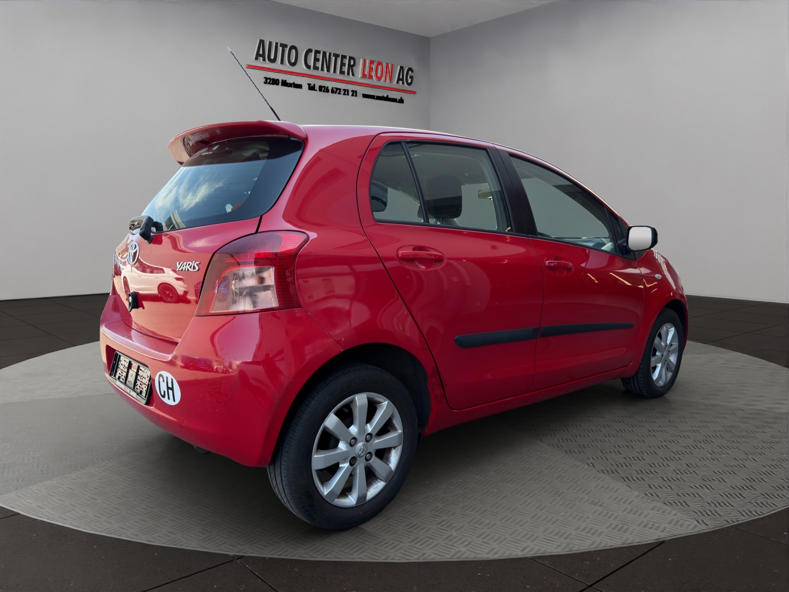 TOYOTA Yaris 1.3 City-image-5