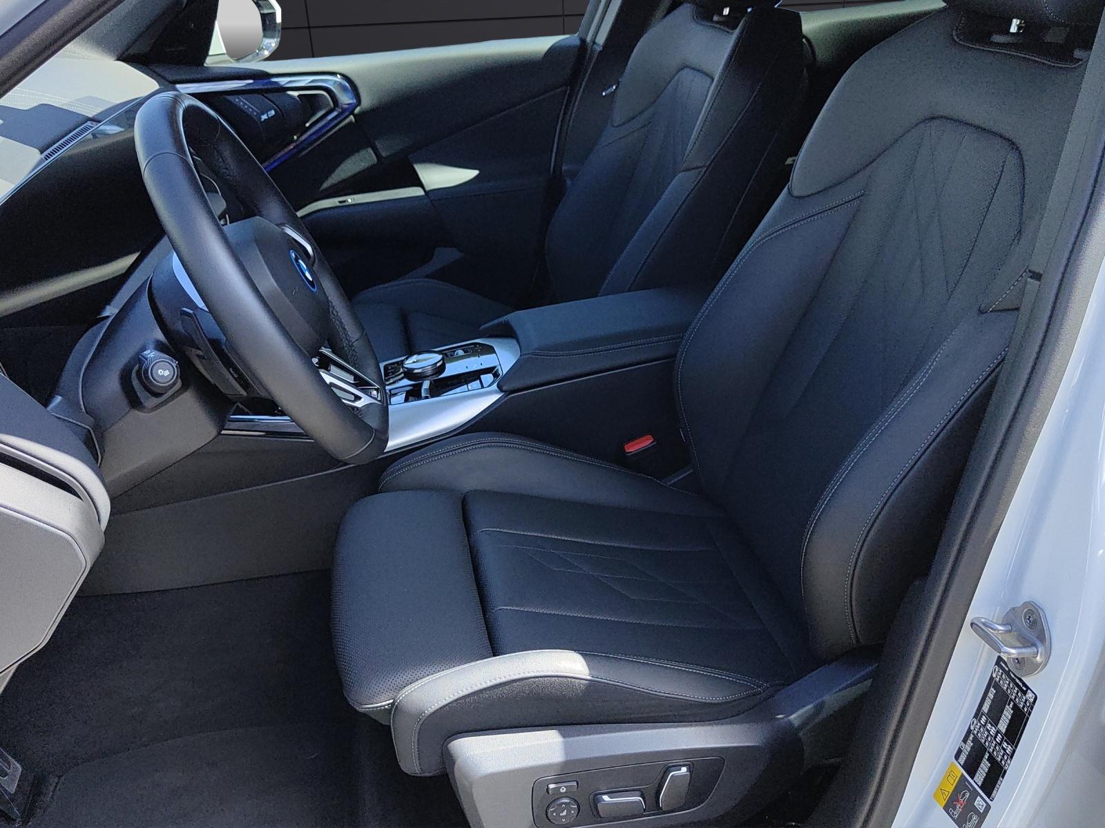BMW X3 30e xDrive-image-9