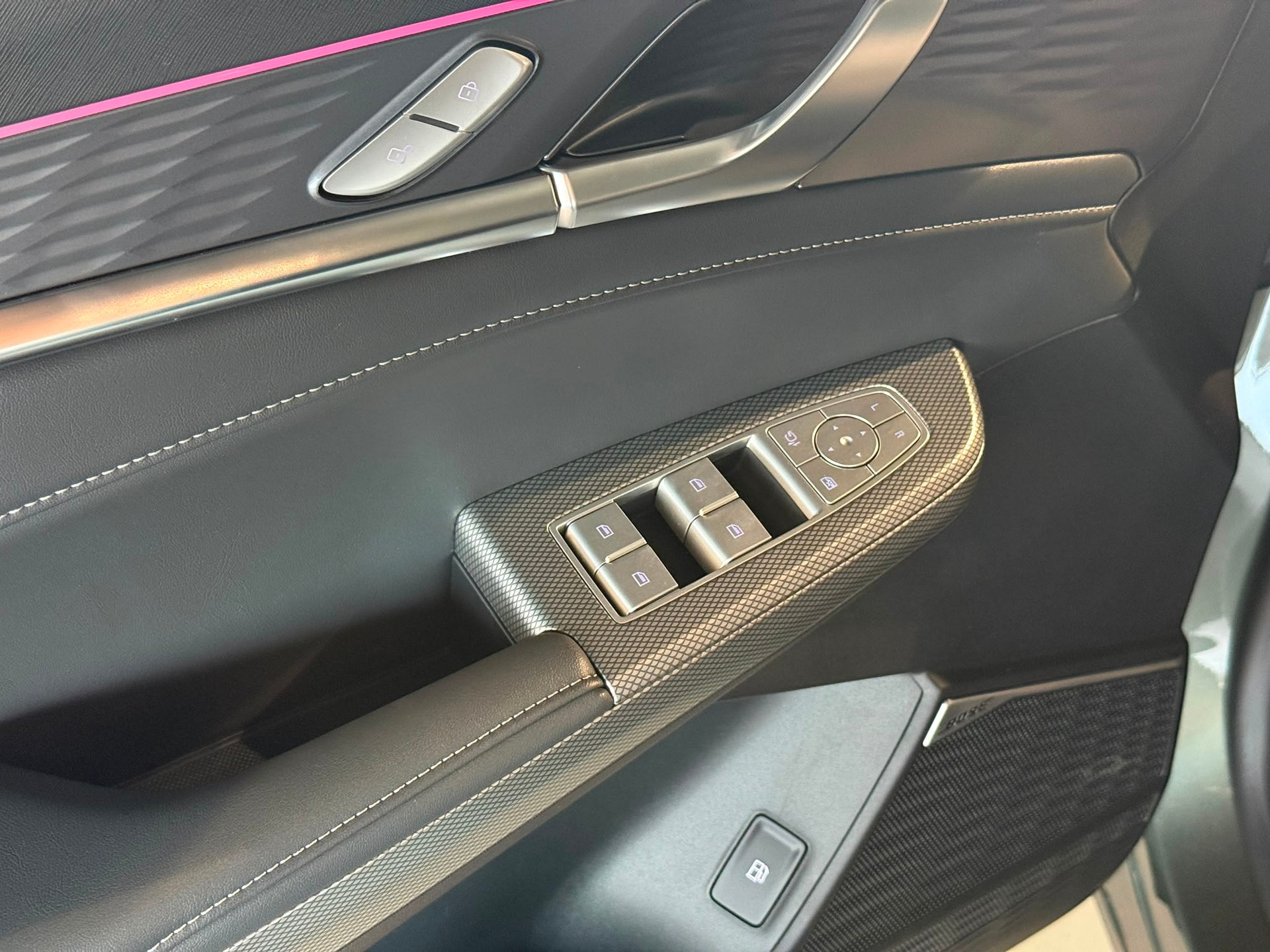 MG S9 1.5 TGDI PHEV Premium-image-21