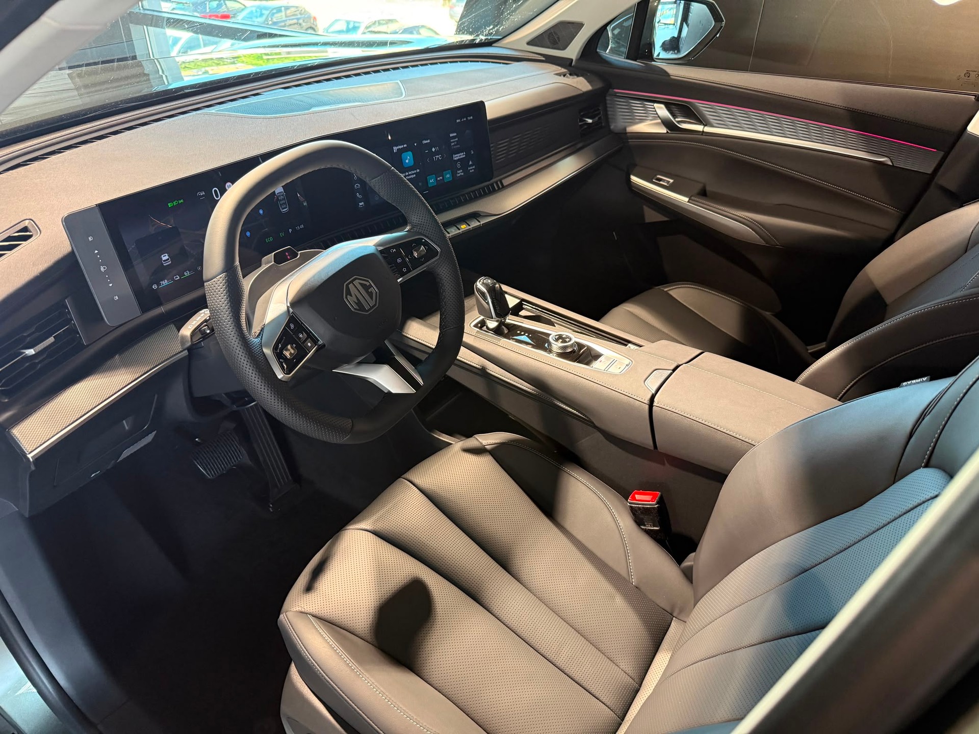 MG S9 1.5 TGDI PHEV Premium-image-11