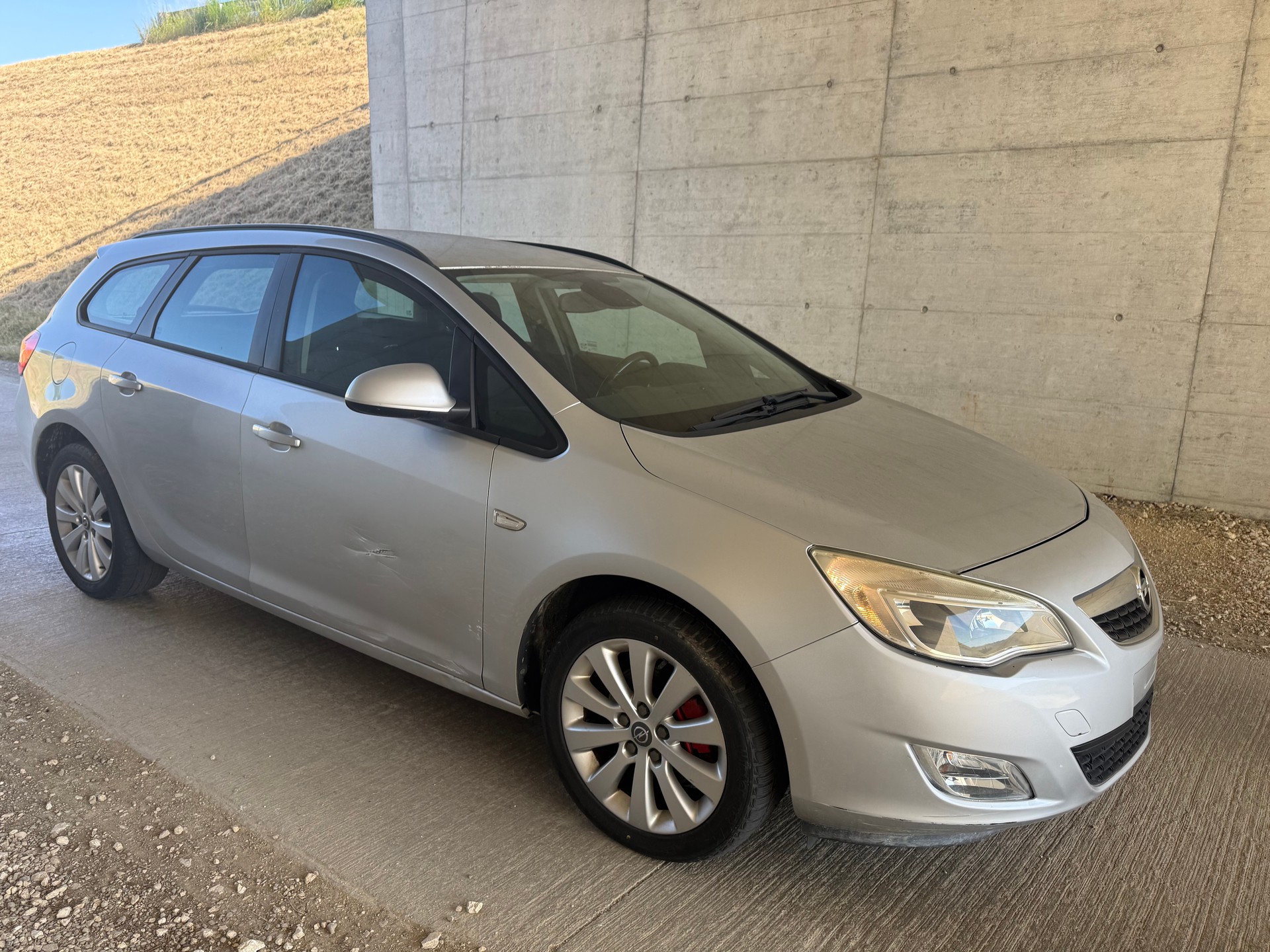OPEL Astra SportsTourer 2.0 CDTi Sport Automatic-image-6