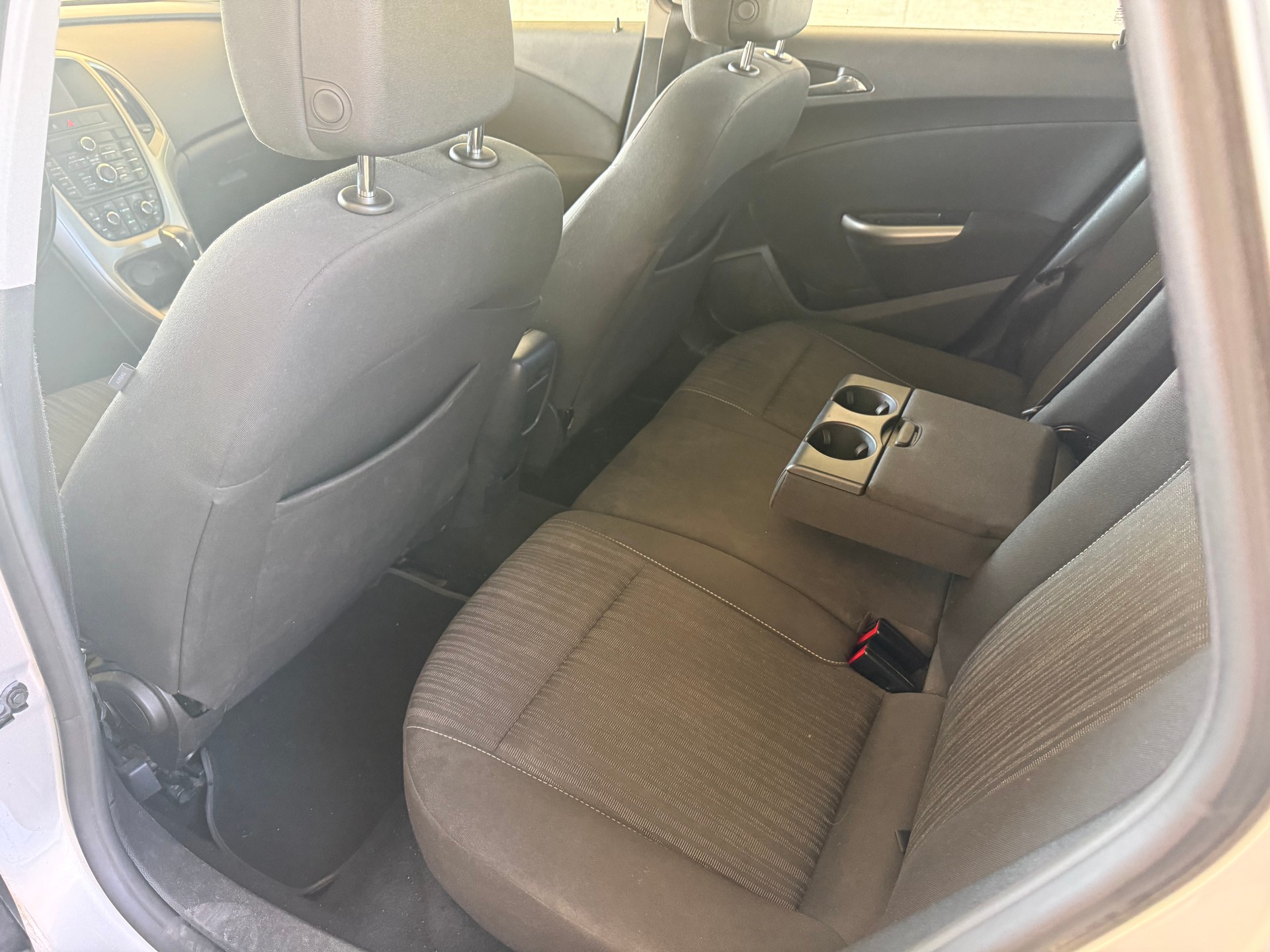 OPEL Astra SportsTourer 2.0 CDTi Sport Automatic-image-10