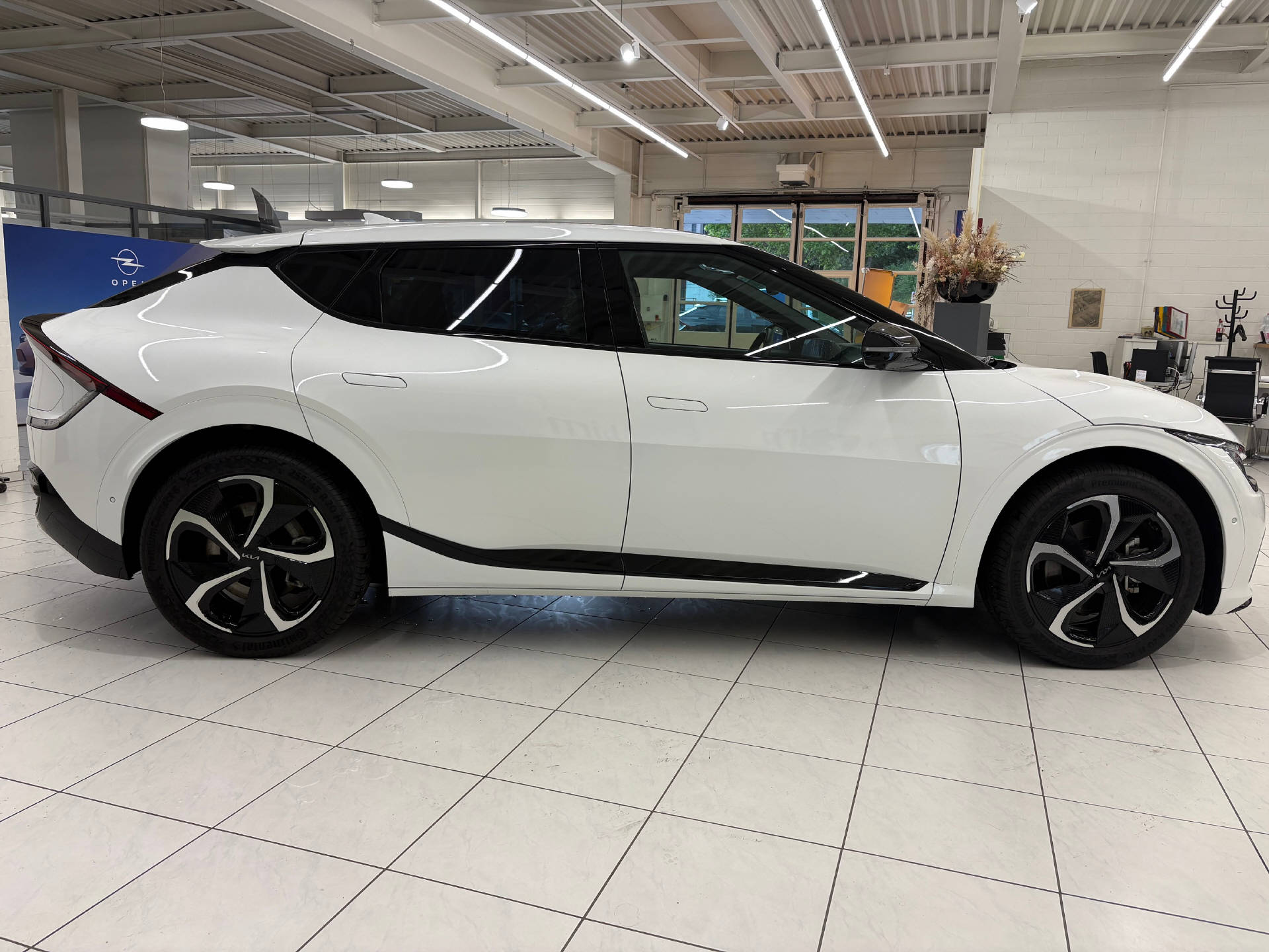 KIA EV6 77 kWh GT-Line 4x4-image-3
