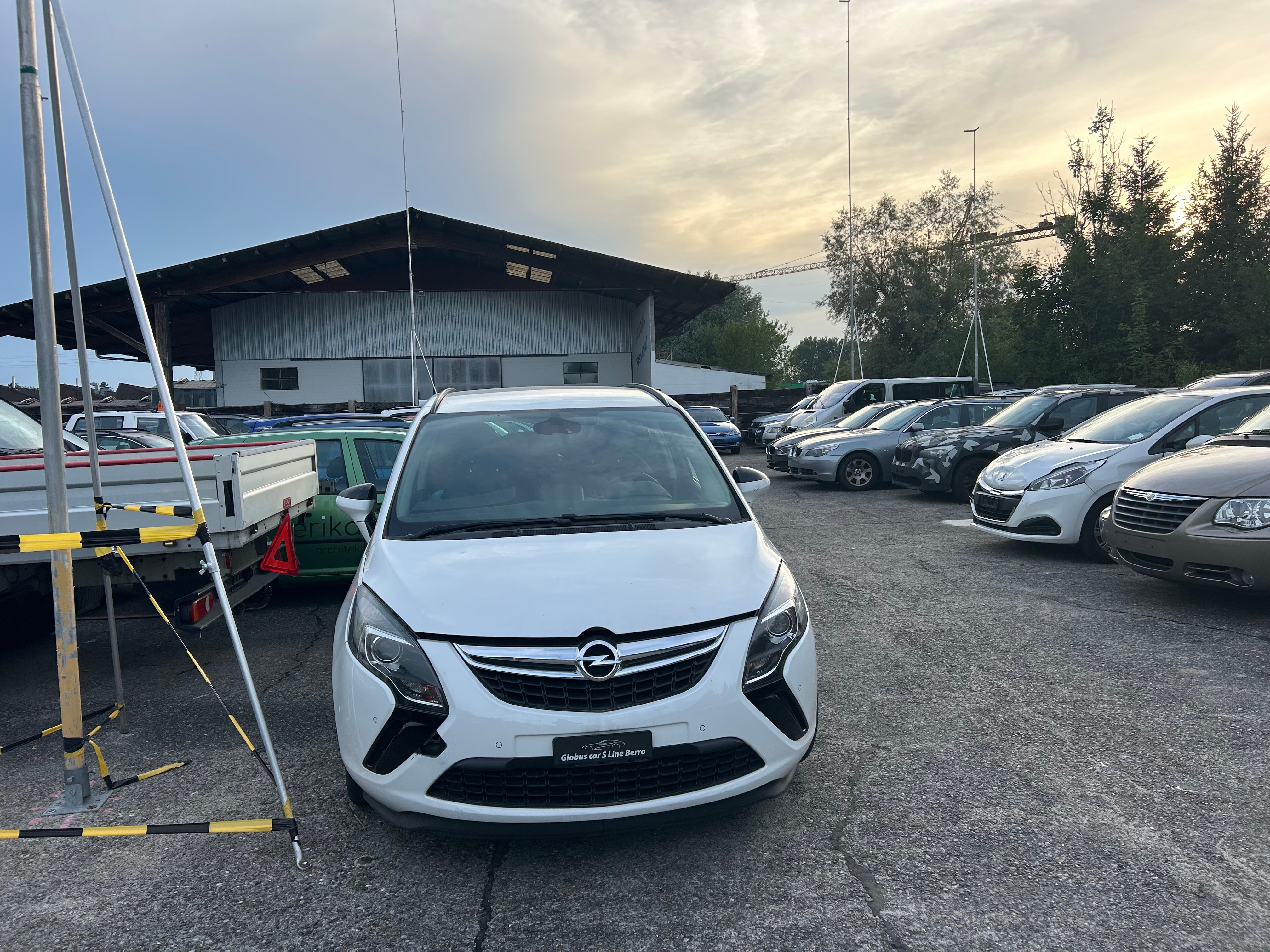 Car photo