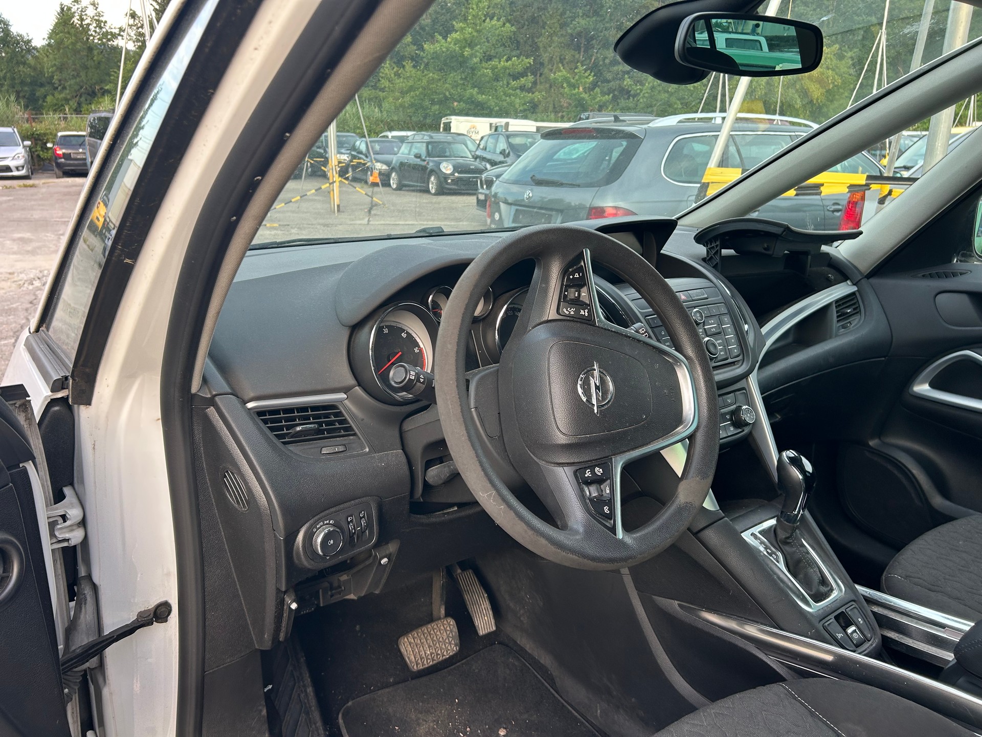 OPEL Zafira Tourer 2.0 CDTi Sport Automatic-image-8