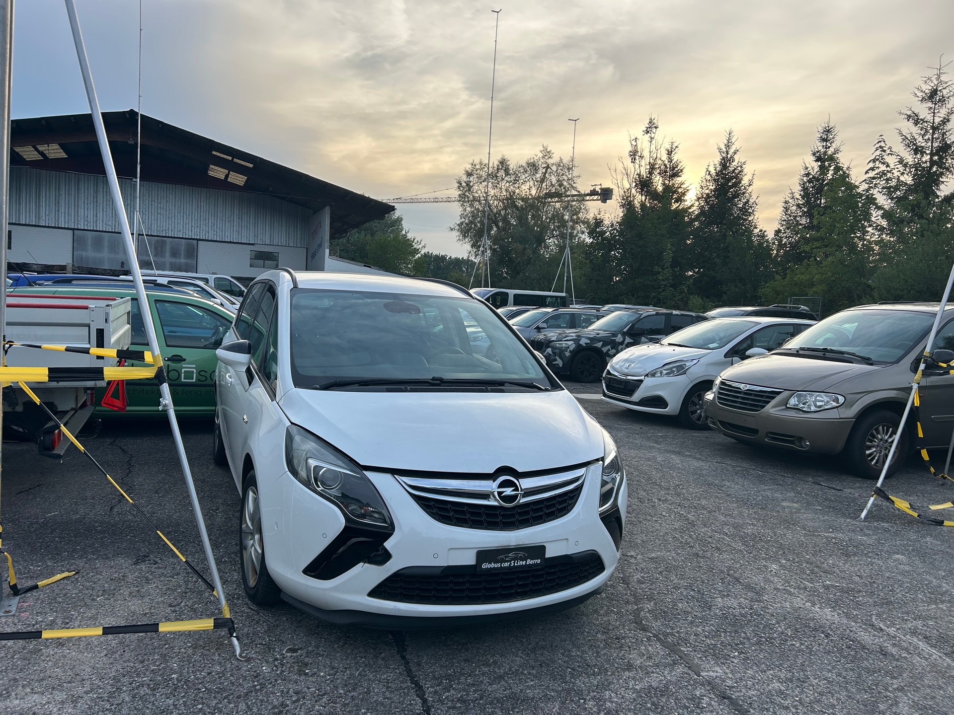 OPEL Zafira Tourer 2.0 CDTi Sport Automatic-image-1
