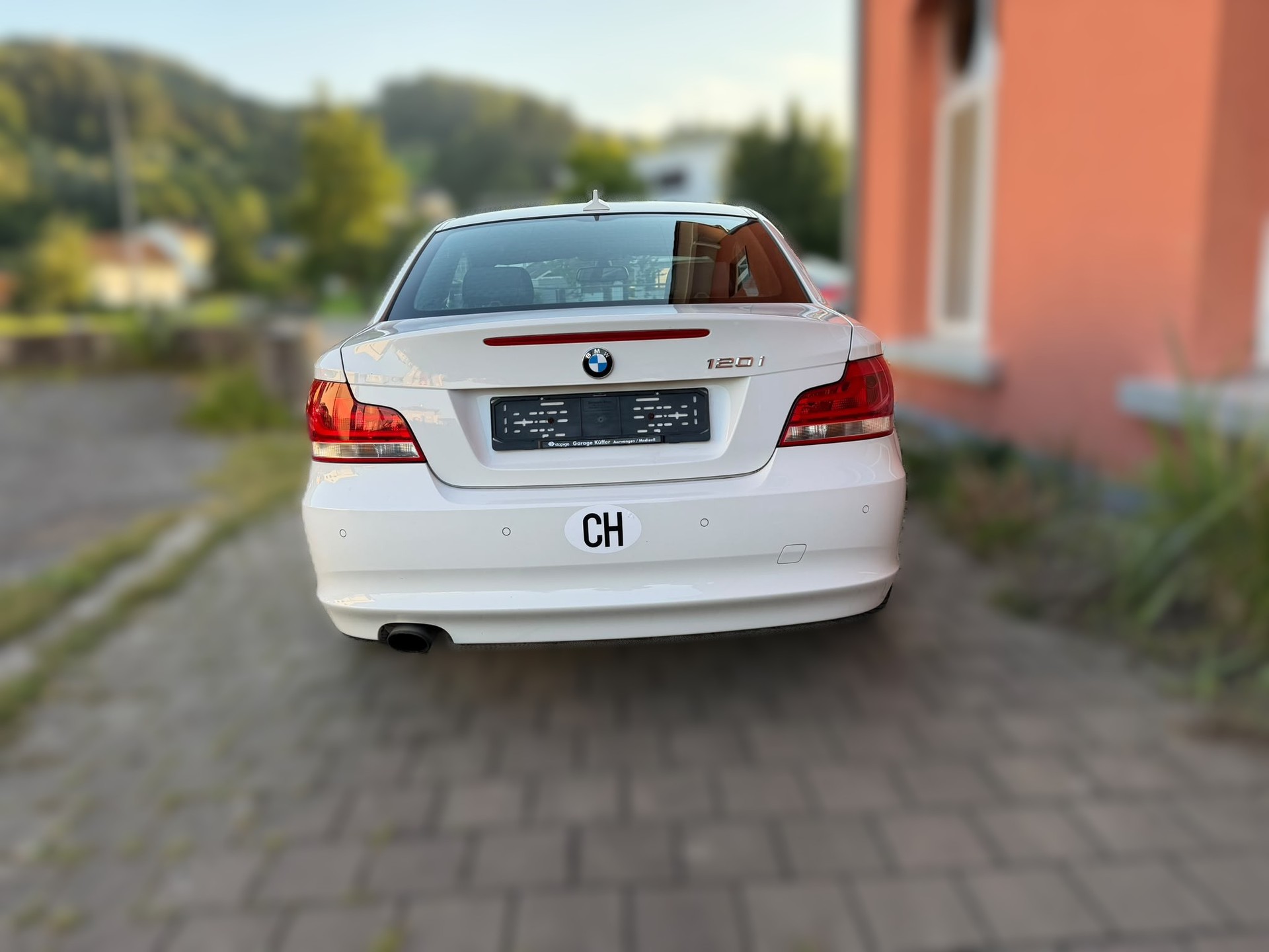 BMW 120i Coupé Steptronic-image-3
