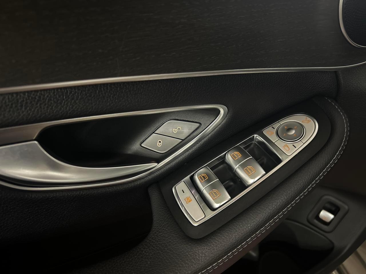 MERCEDES-BENZ C 220 d Avantgarde 4matic-image-18