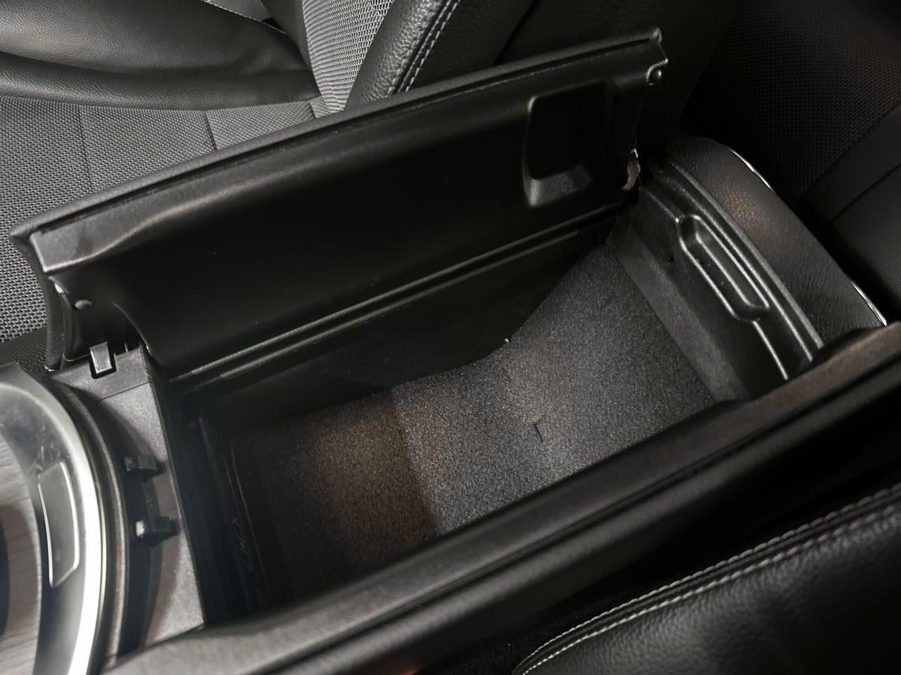 MERCEDES-BENZ C 220 d Avantgarde 4matic-image-23