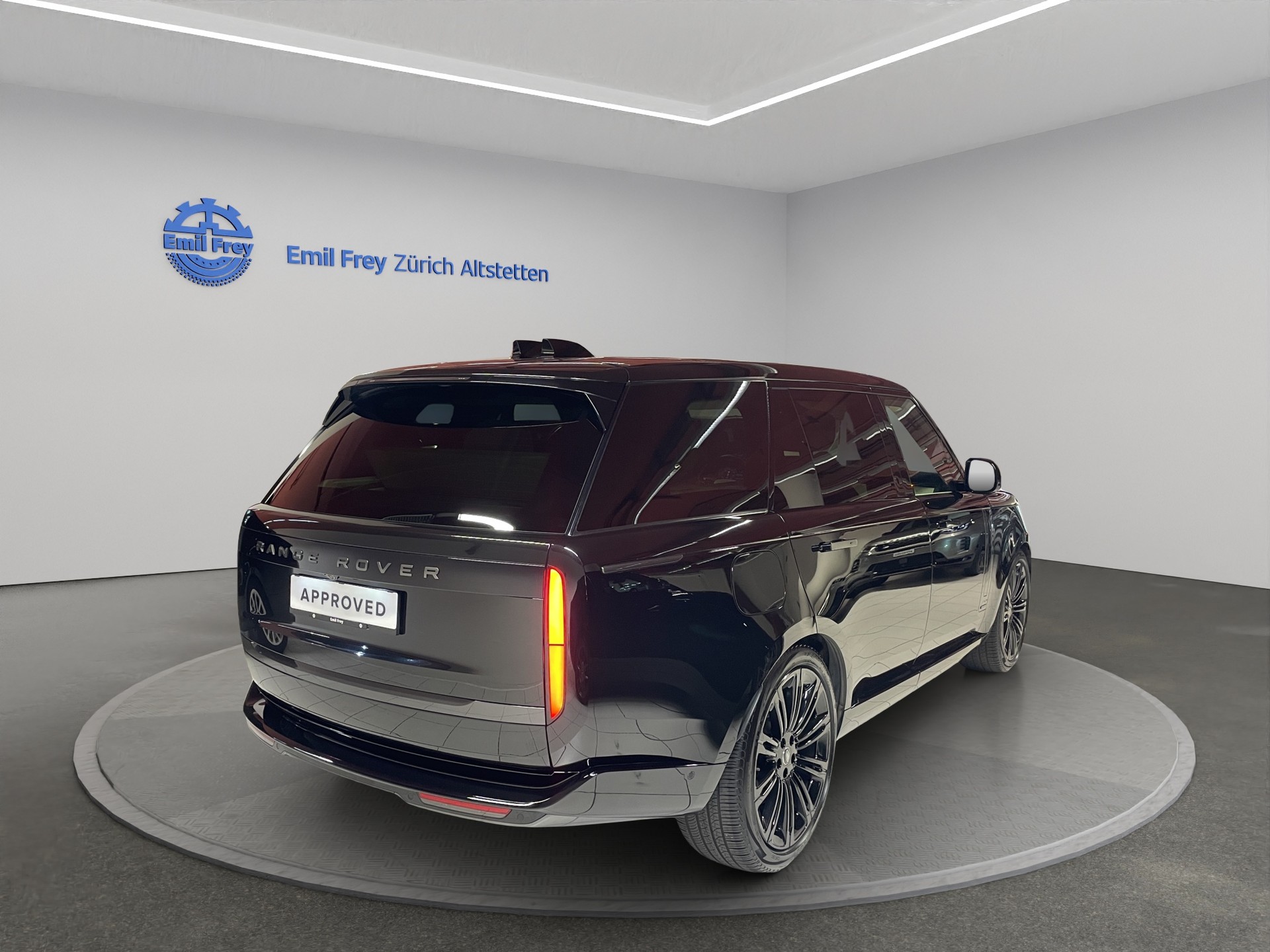 LAND ROVER Range Rover 4.4 V8 Autobiography Long Wheel Base (LWB)-image-2