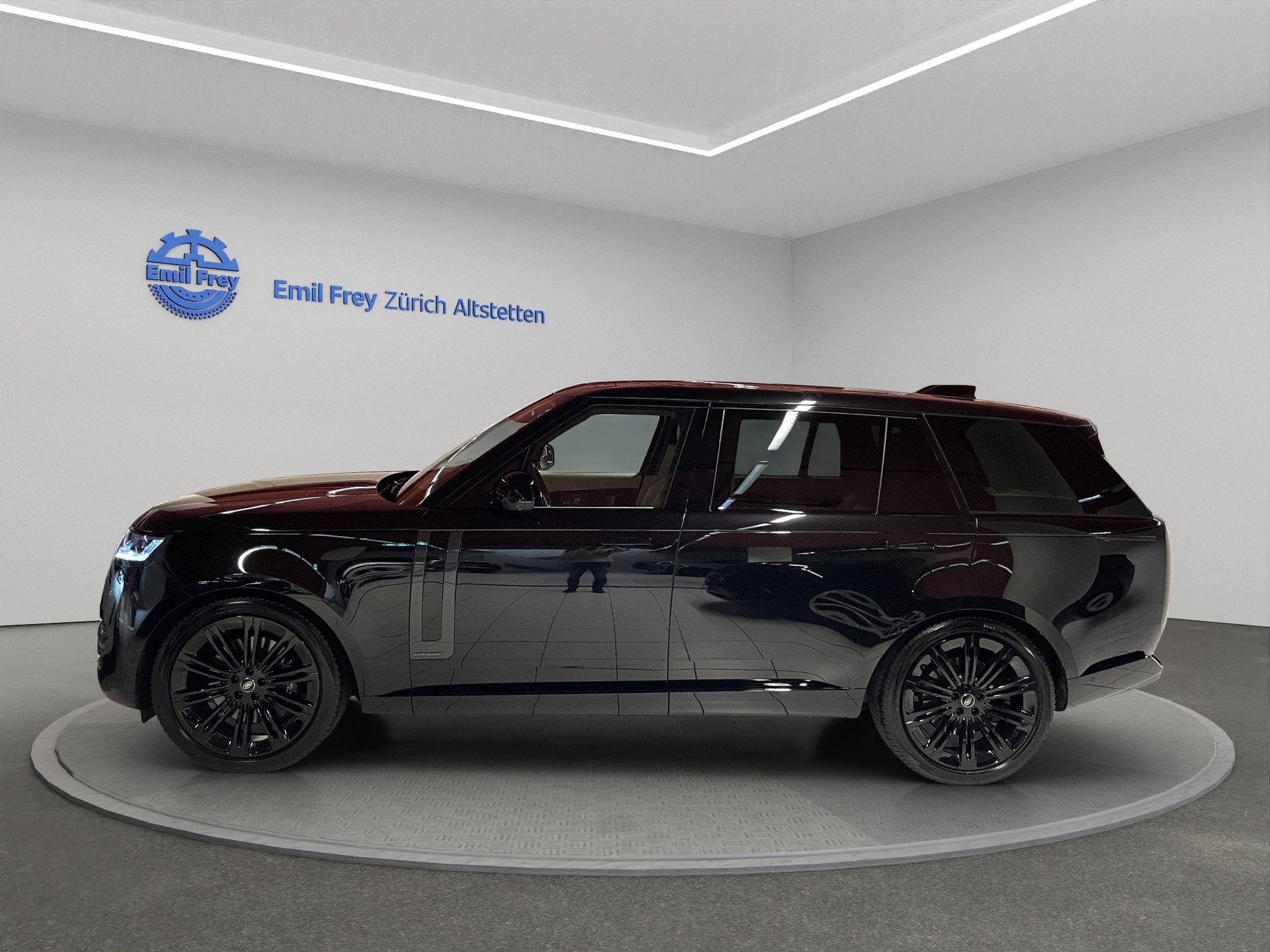LAND ROVER Range Rover 4.4 V8 Autobiography Long Wheel Base (LWB)-image-3