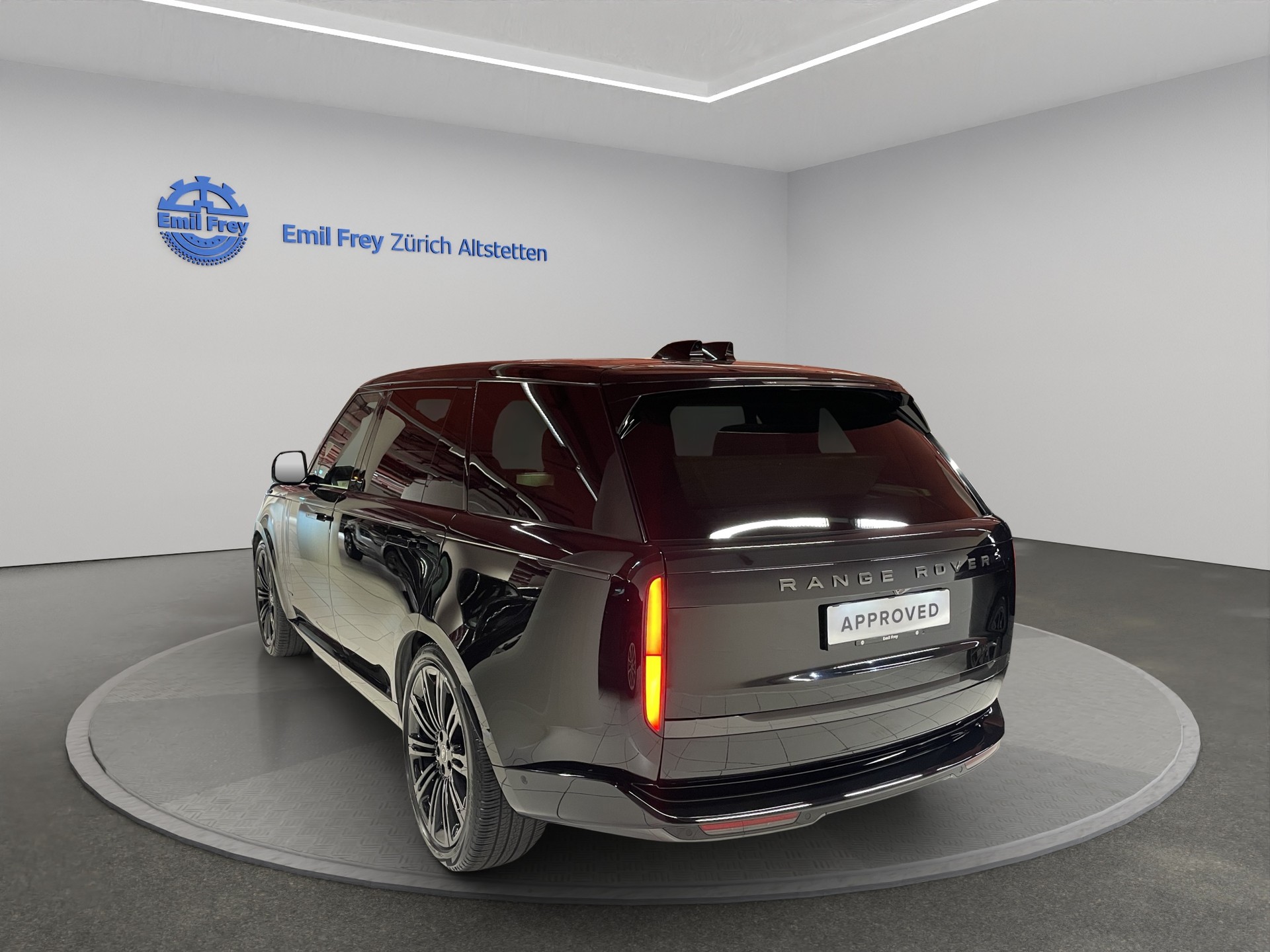 LAND ROVER Range Rover 4.4 V8 Autobiography Long Wheel Base (LWB)-image-1