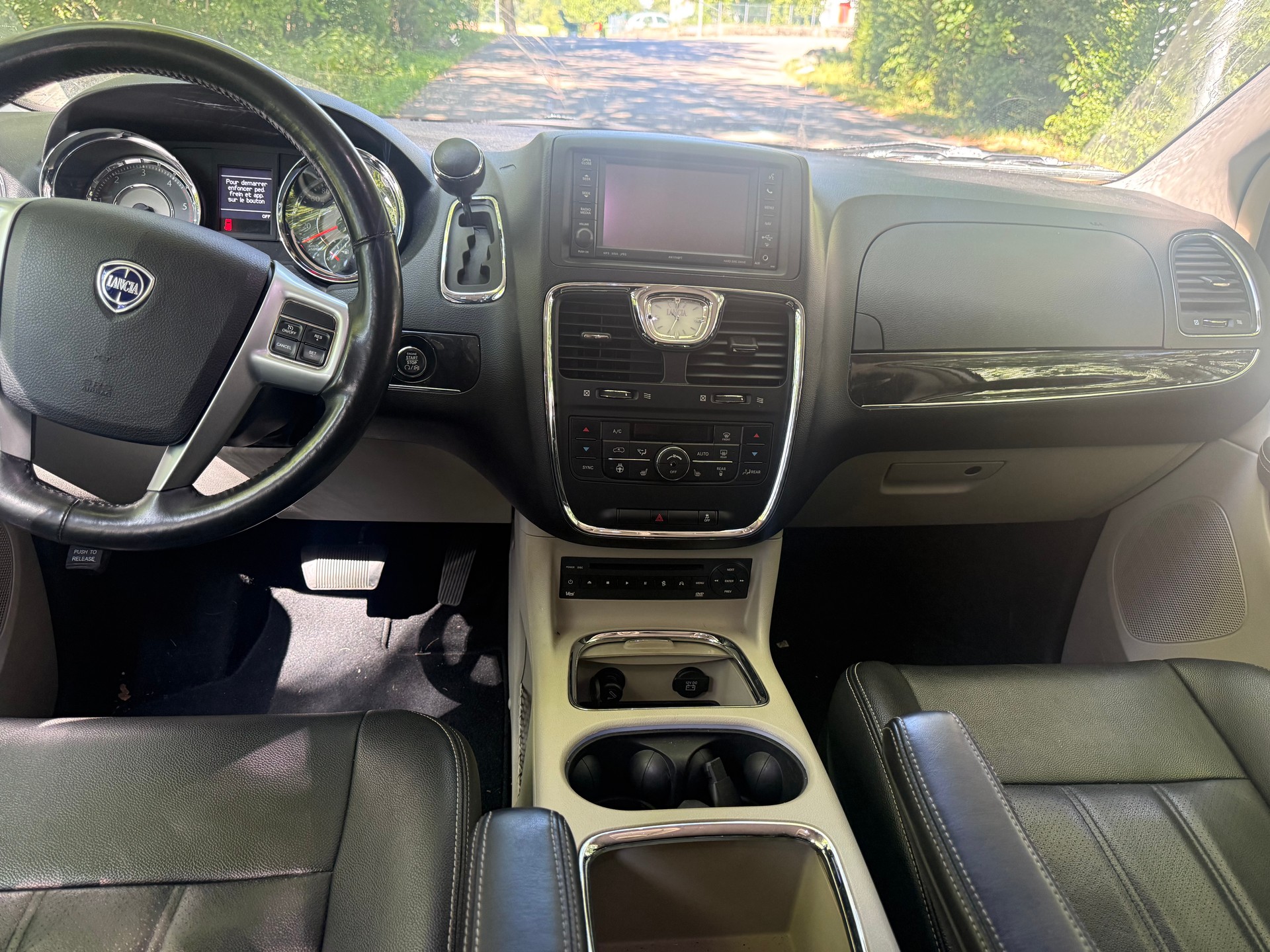 LANCIA Voyager 2.8D Gold Automatic-image-8