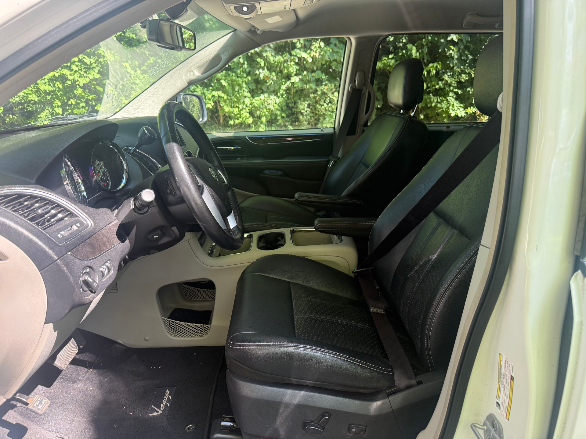 LANCIA Voyager 2.8D Gold Automatic-image-9