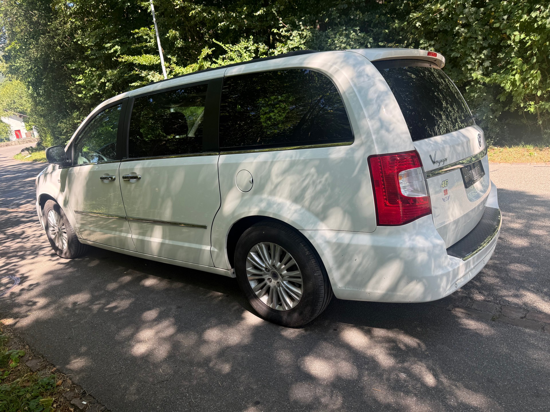 LANCIA Voyager 2.8D Gold Automatic-image-5