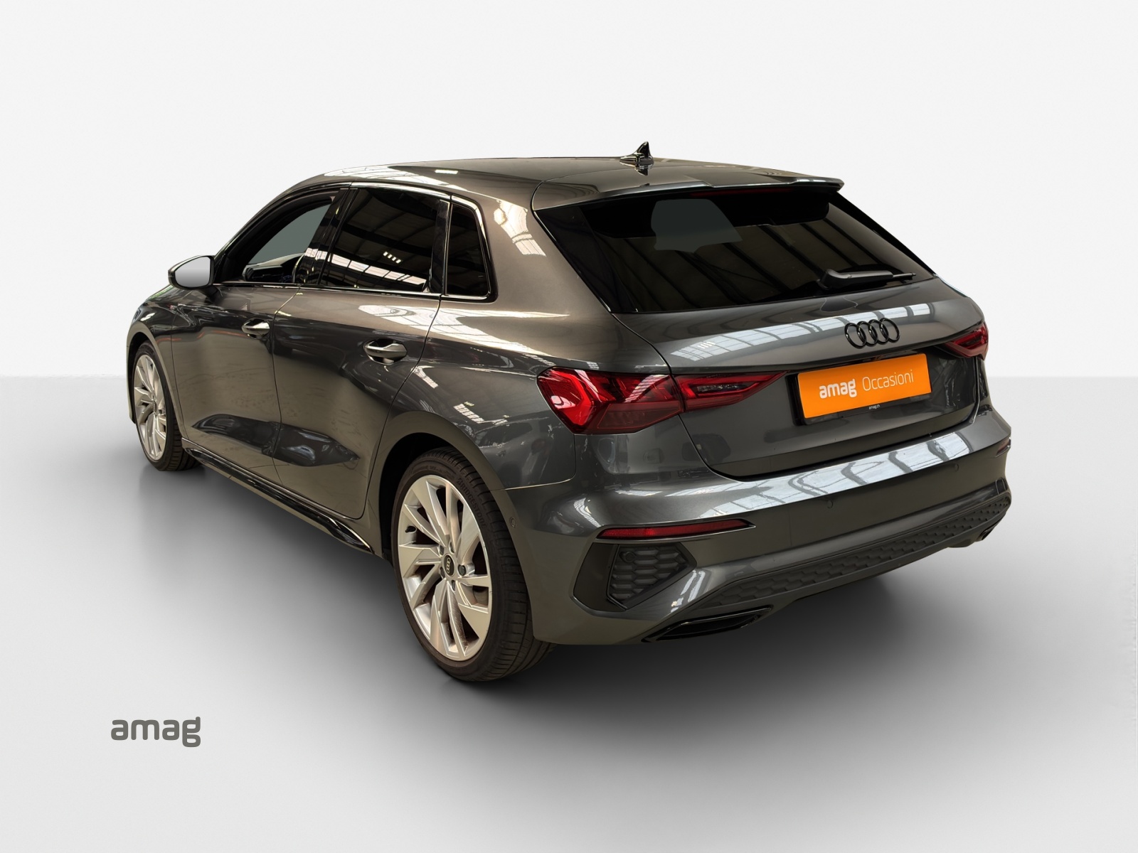 AUDI A3 Sportback 35 TFSI S line Attraction S-tronic-image-2