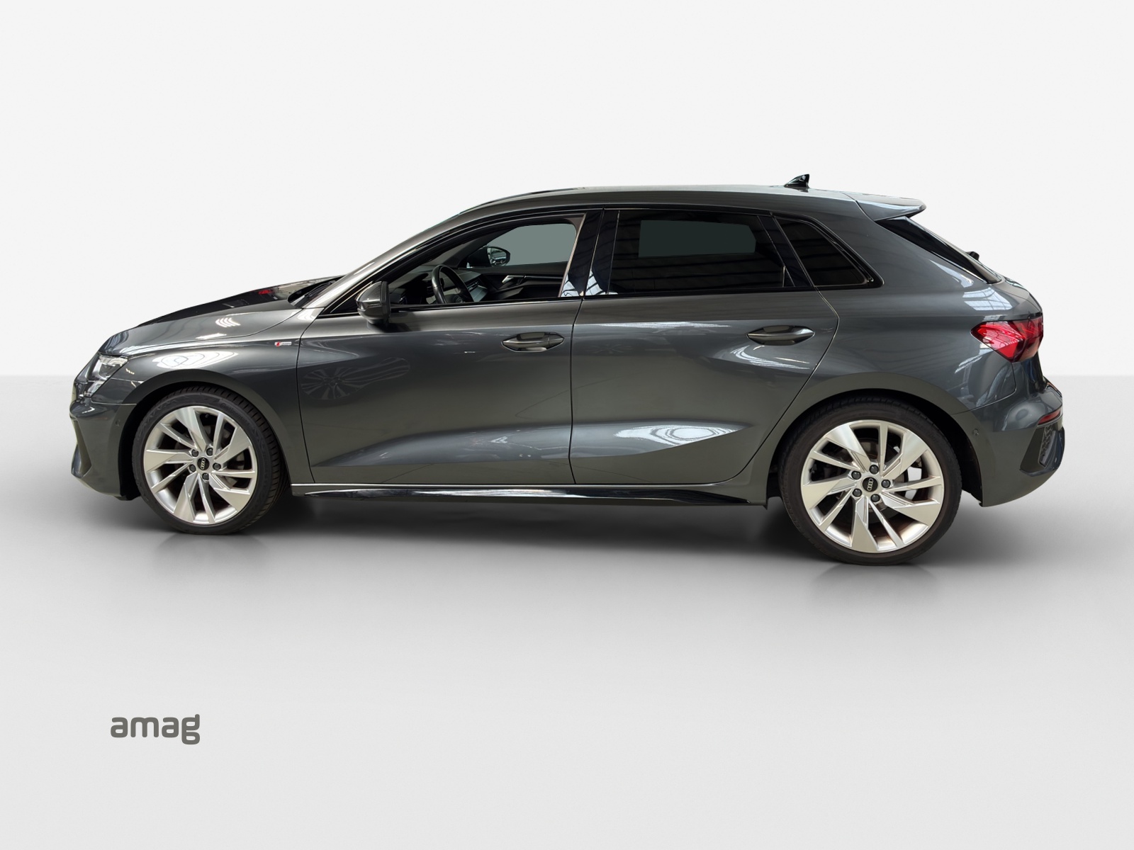 AUDI A3 Sportback 35 TFSI S line Attraction S-tronic-image-1