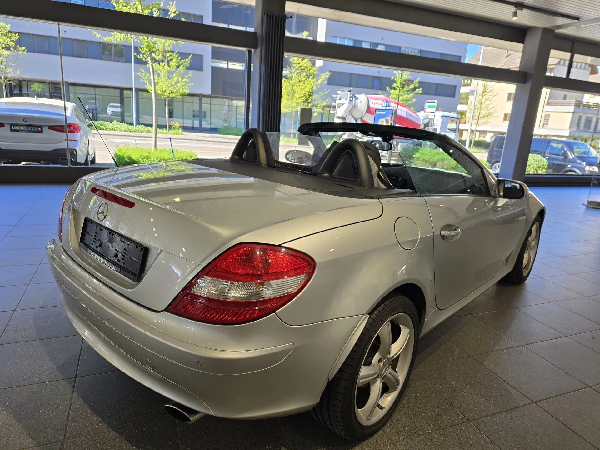 MERCEDES-BENZ SLK 350-image-7