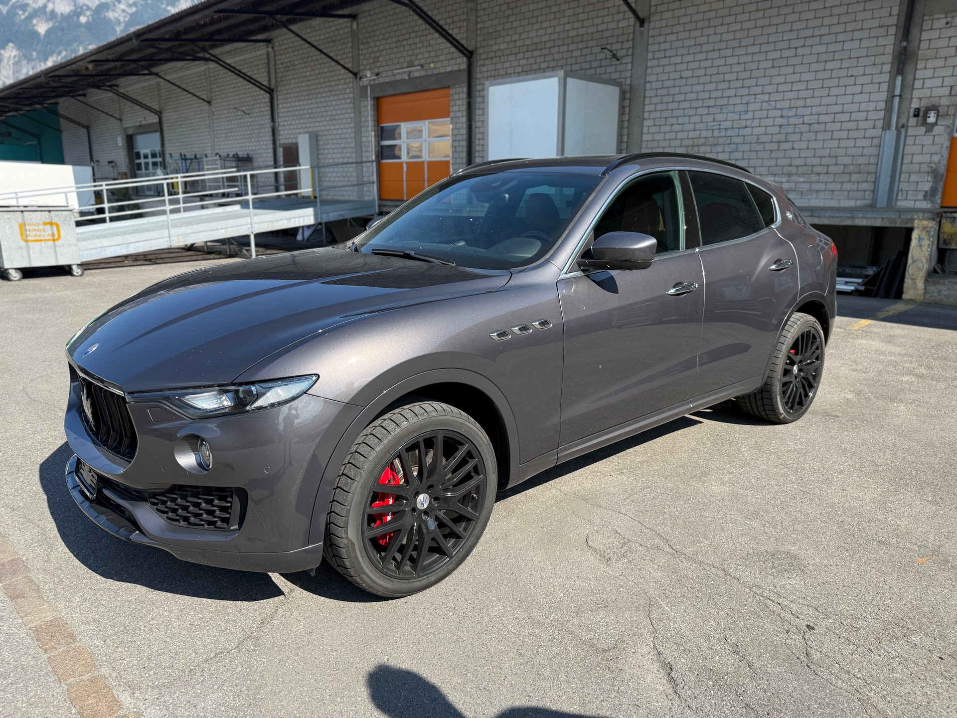 MASERATI Levante S 3.0 V6 GranSport Automatica-image-1