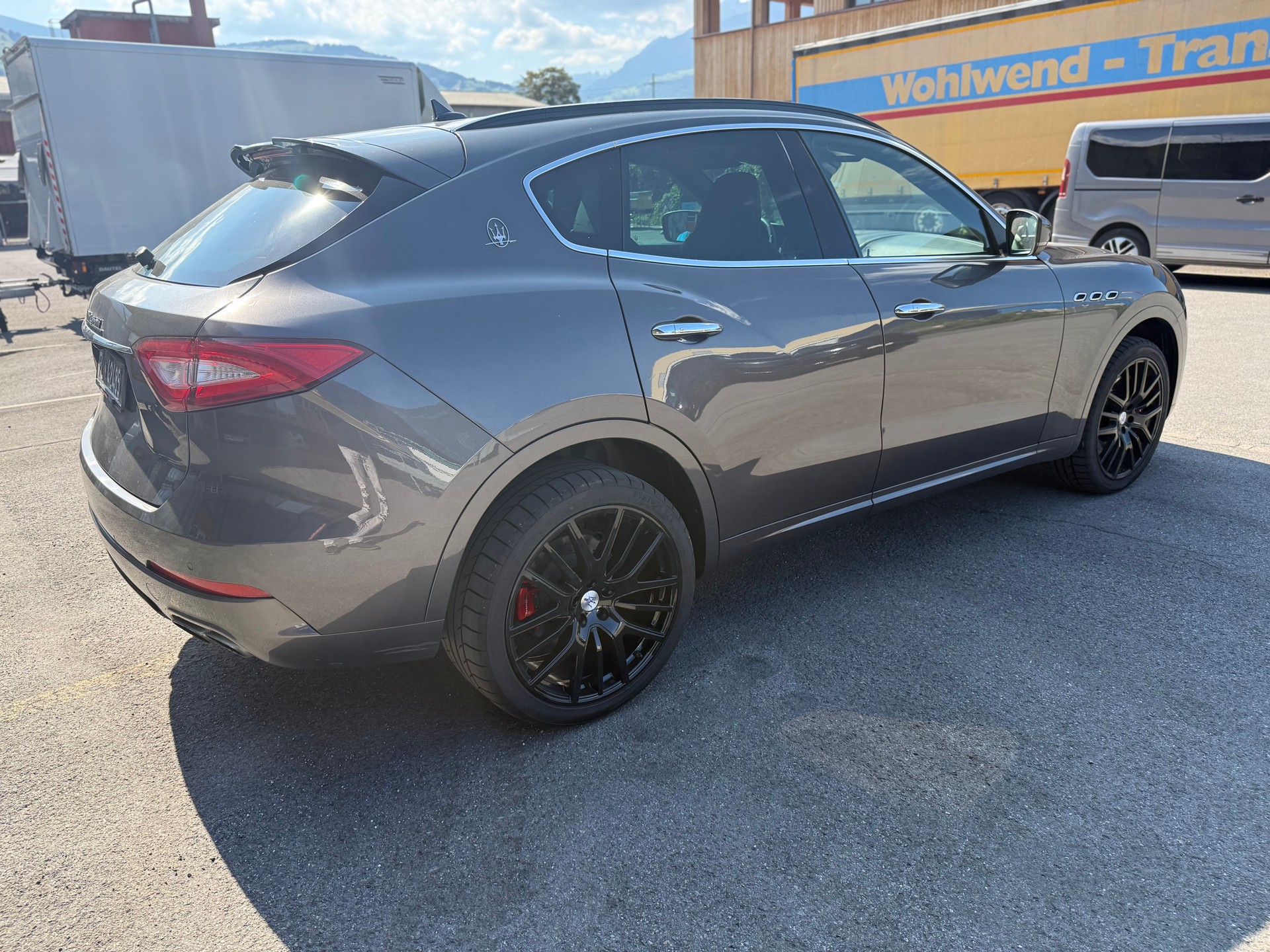 MASERATI Levante S 3.0 V6 GranSport Automatica-image-3