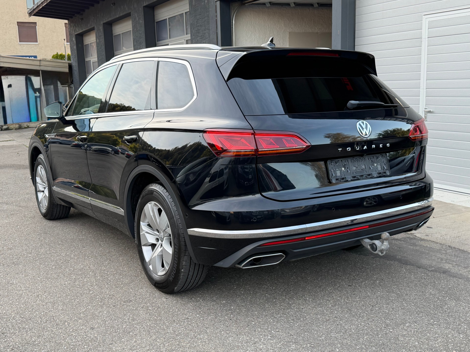 VW Touareg 3.0 TDI Atmosphere Tiptronic-image-4