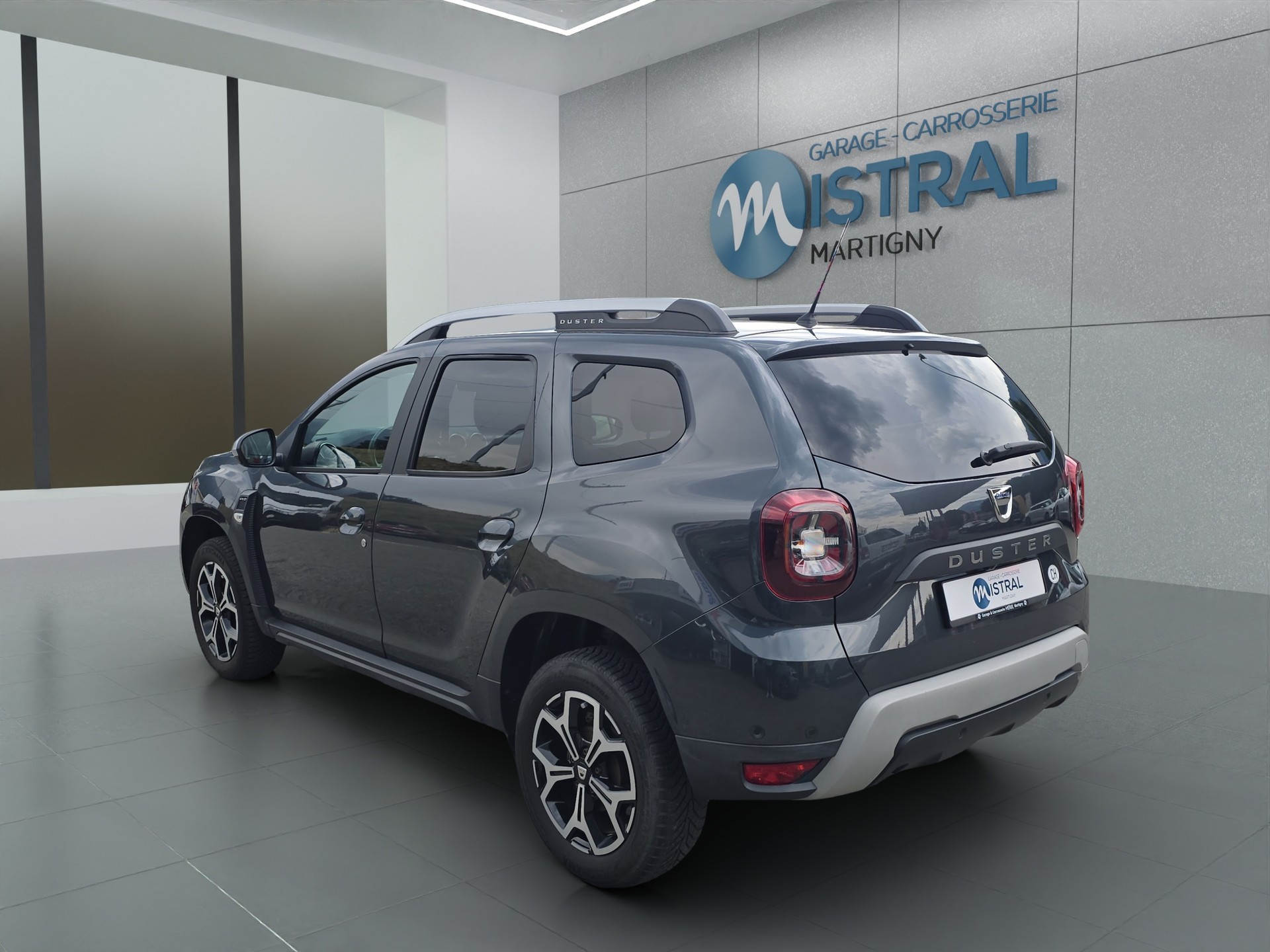 DACIA Duster 1.5 Blue dCi Prestige 4WD-showroom-element-2