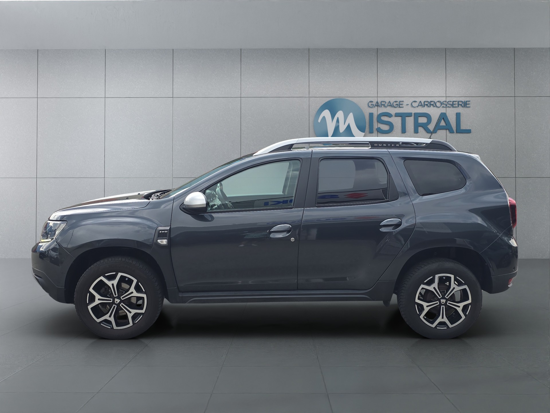 DACIA Duster 1.5 Blue dCi Prestige 4WD-showroom-element-1