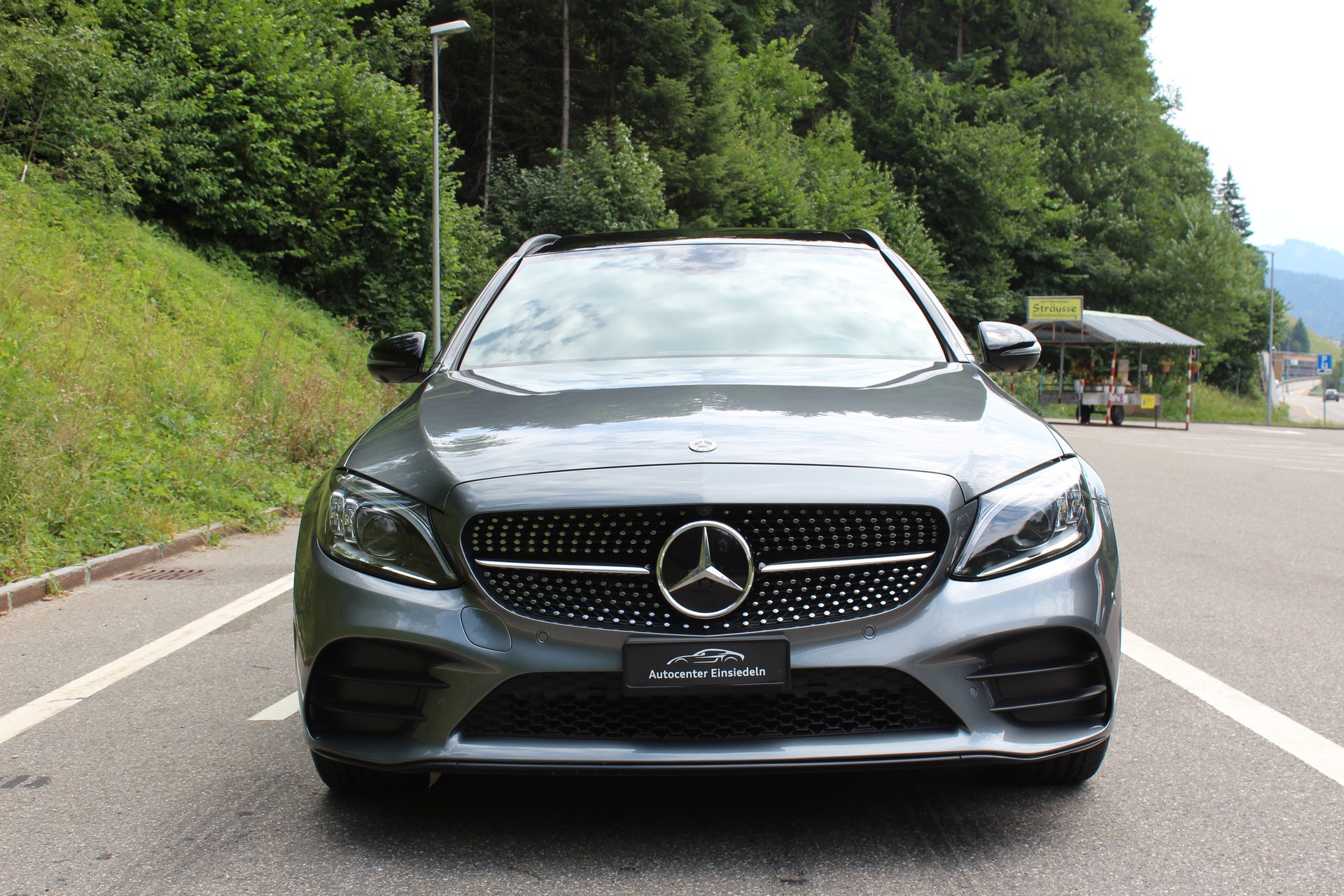 MERCEDES-BENZ C 300 d AMG Line 4Matic 9G-Tronic-image-2