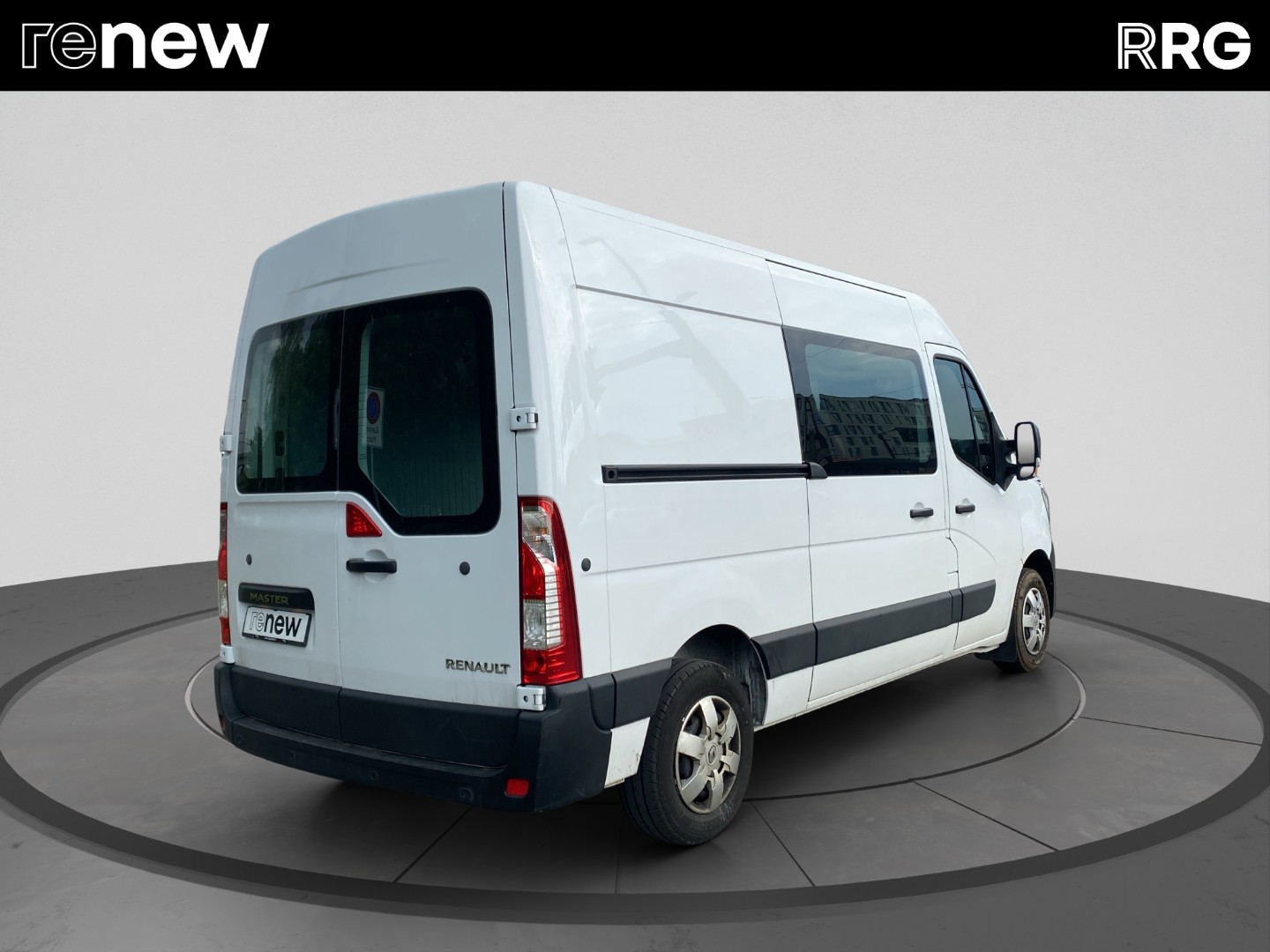 RENAULT Master T33 2.3dCi 135 L2H2-image-1