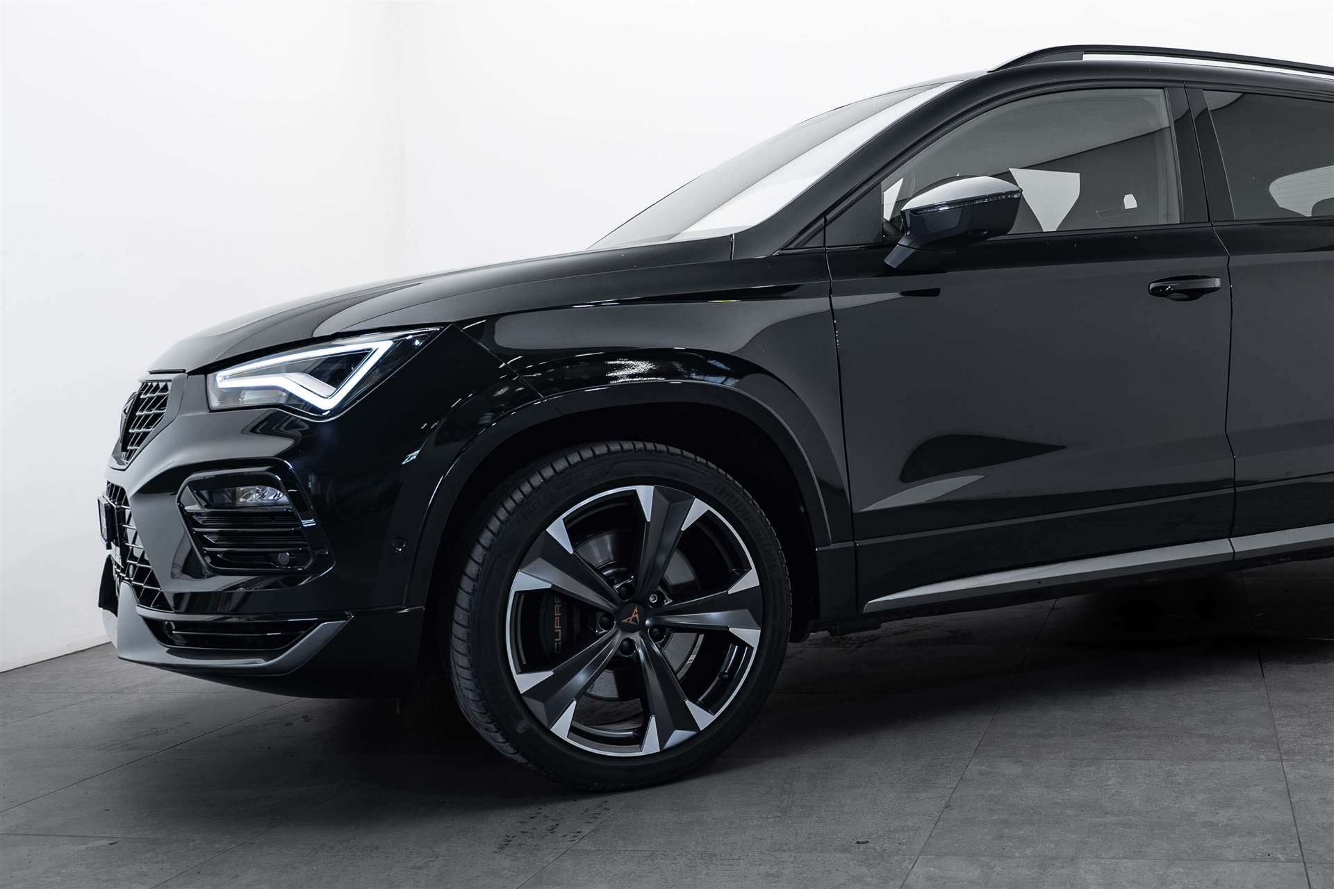 CUPRA Ateca 2.0TSI VZ 4Drive DSG 300PS-image-1