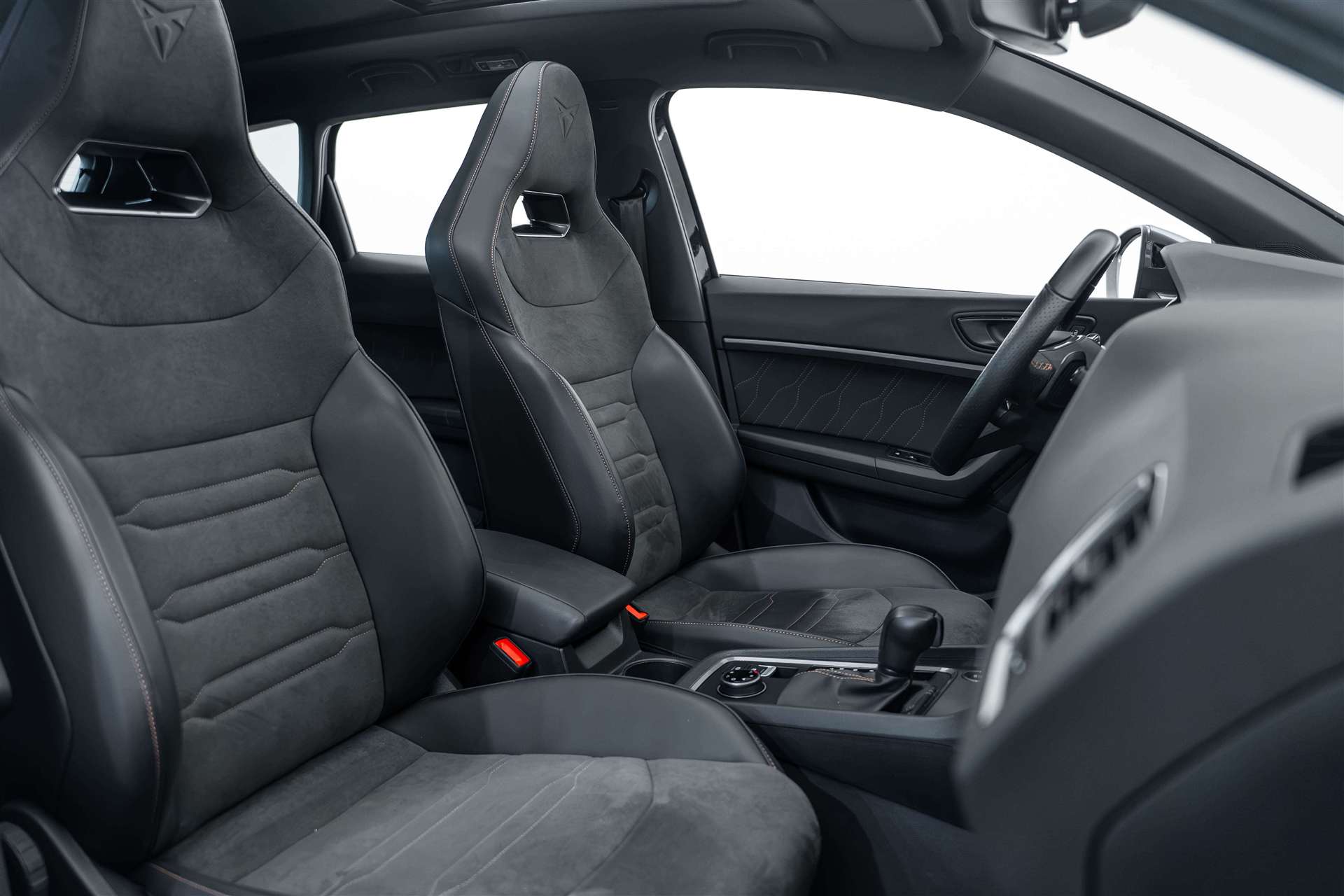 CUPRA Ateca 2.0TSI VZ 4Drive DSG 300PS-image-12