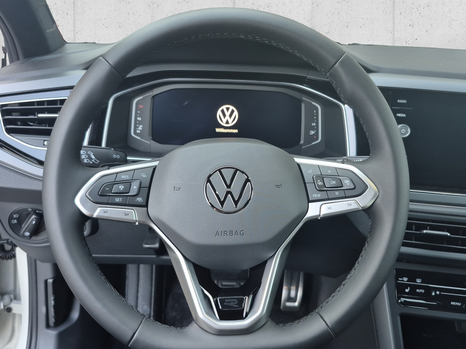 VW Polo 1.0 TSI R-Line United DSG-image-9