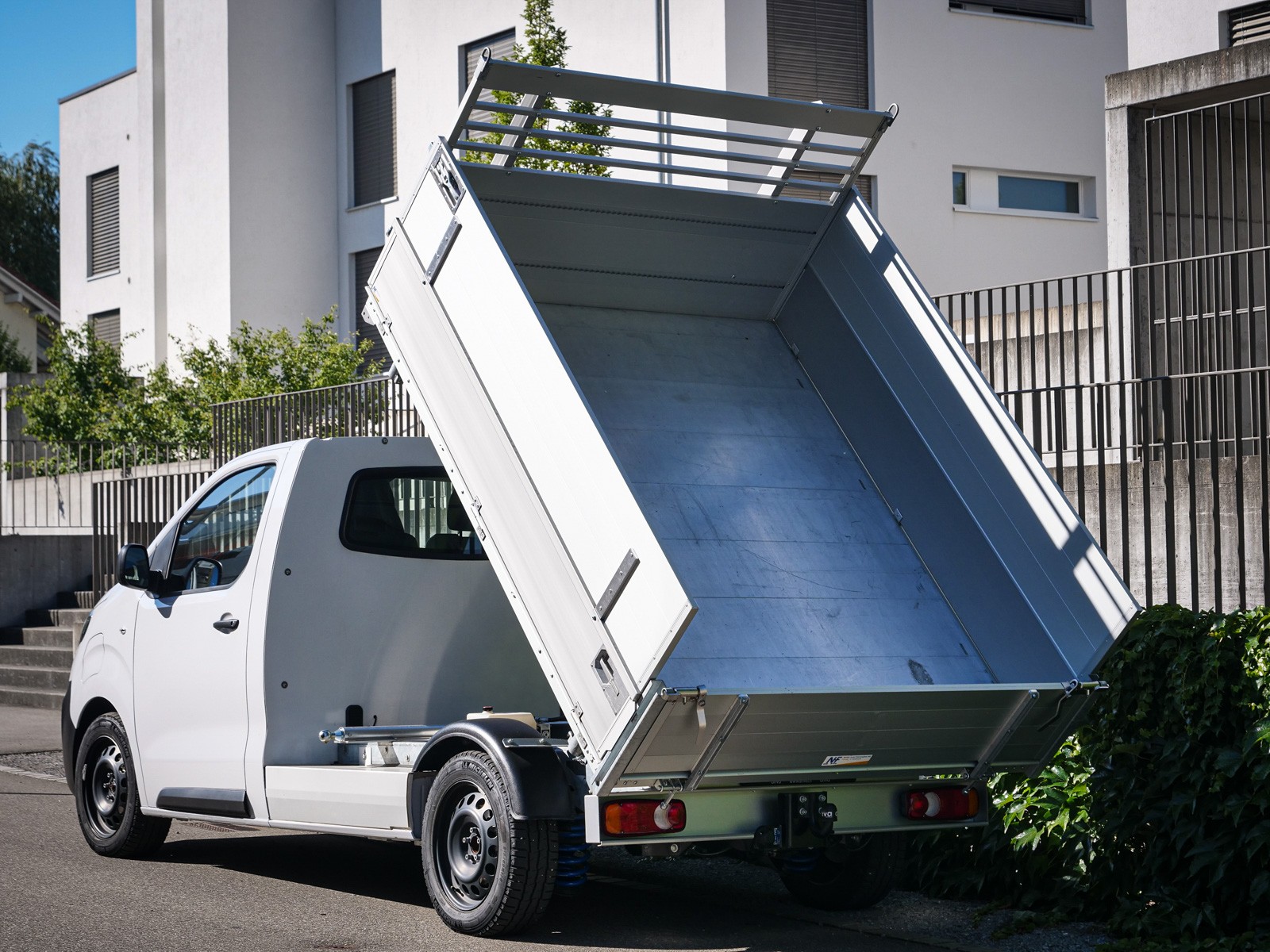 CITROEN e-Jumpy M 75kWh-image-6