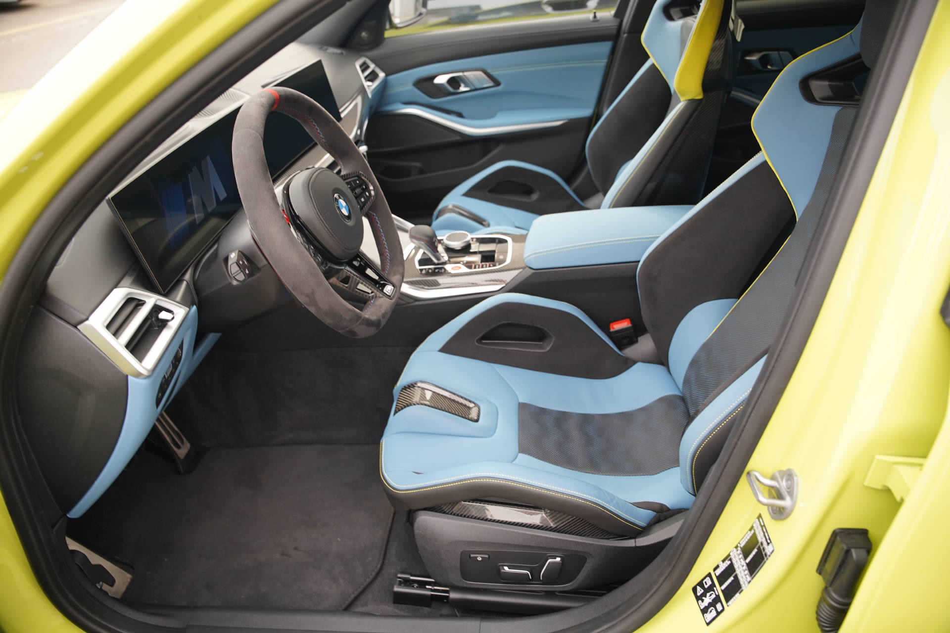 BMW M3 Competition M xDrive LCI-image-7