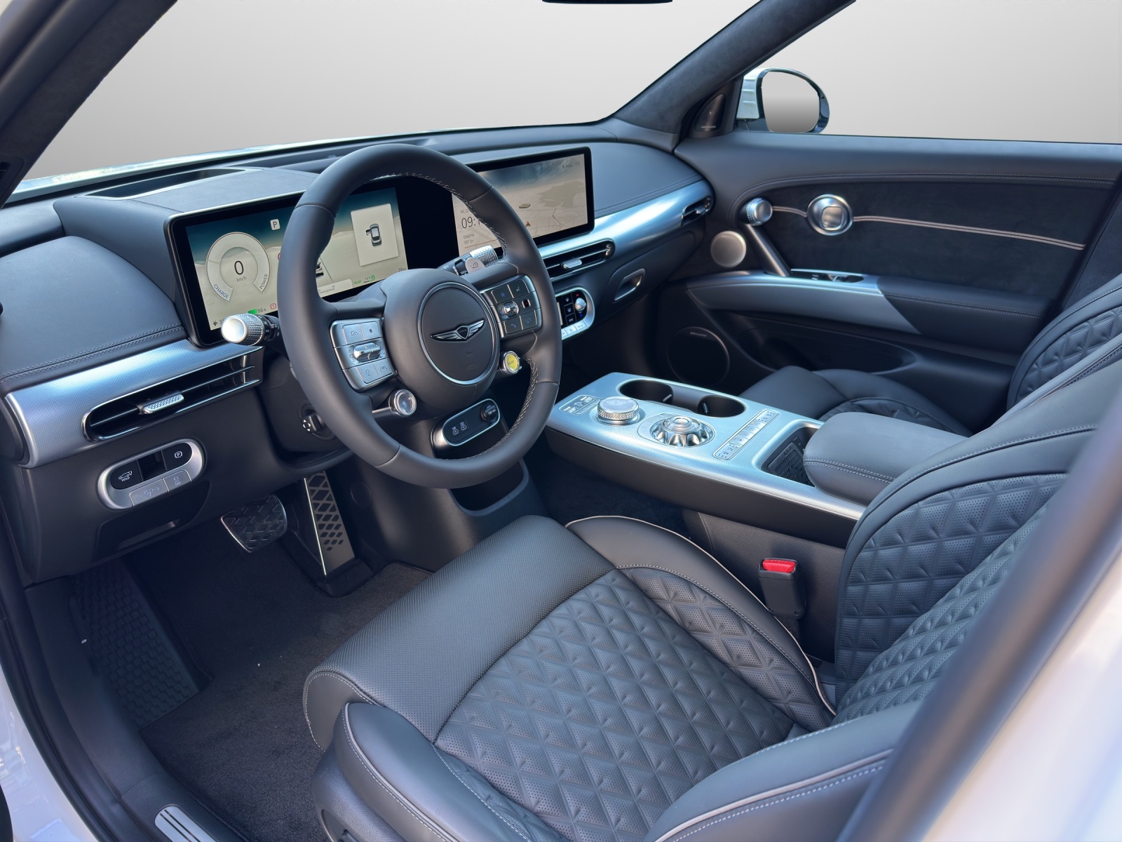 GENESIS GV60 Dual Motor Sport Plus AWD-image-4