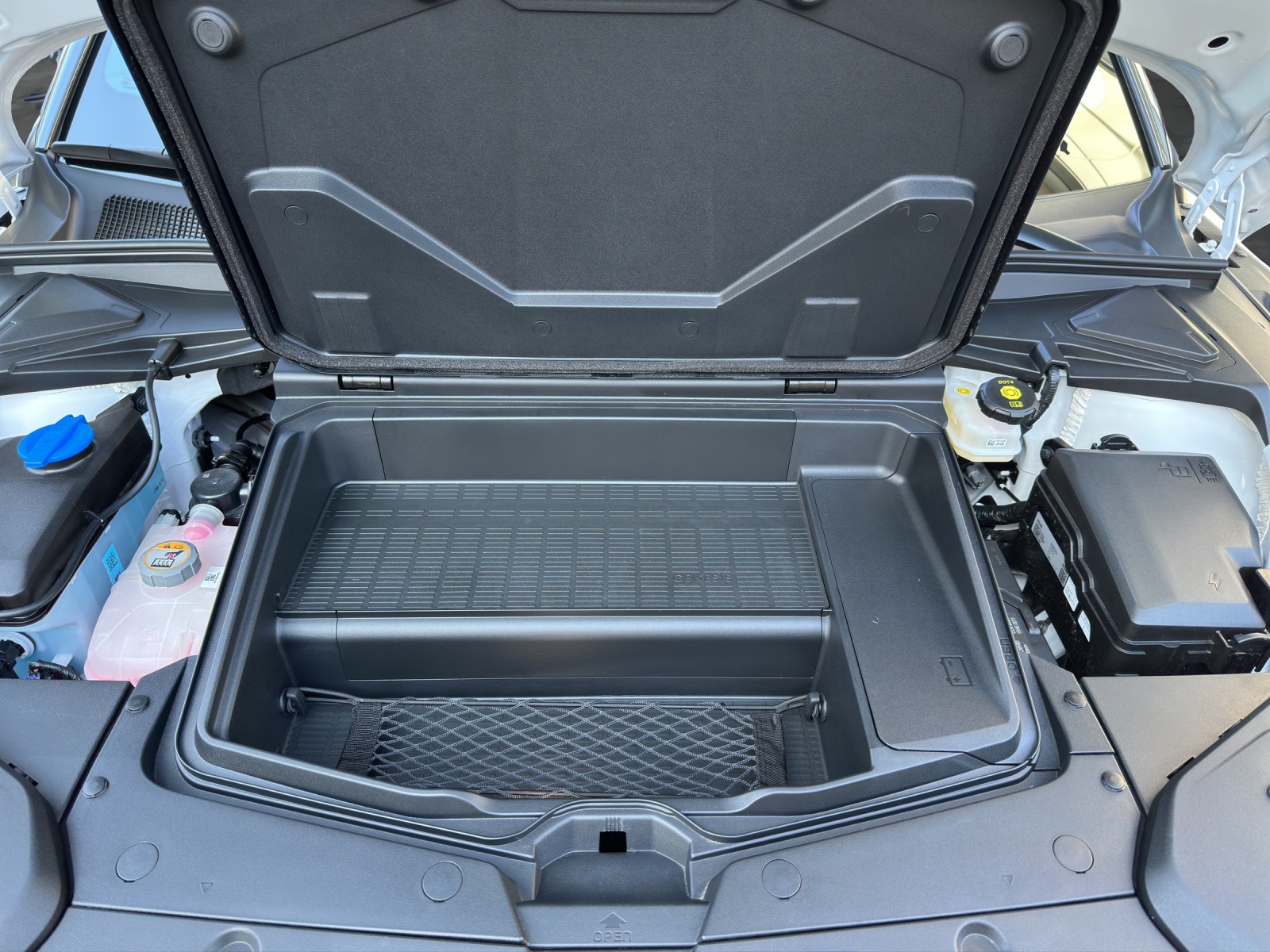 GENESIS GV60 Dual Motor Sport Plus AWD-image-16