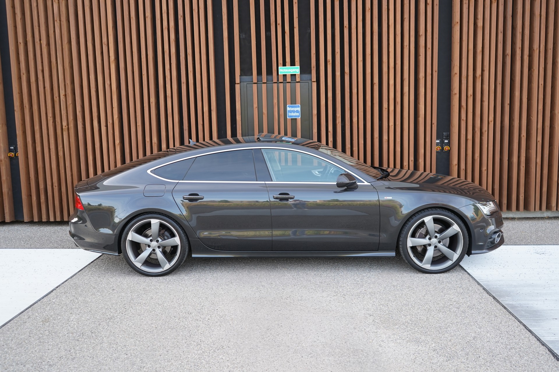 AUDI A7 SPORTBACK 3.0 TFSI QUATTRO S-TRONIC l 300 PS-image-2