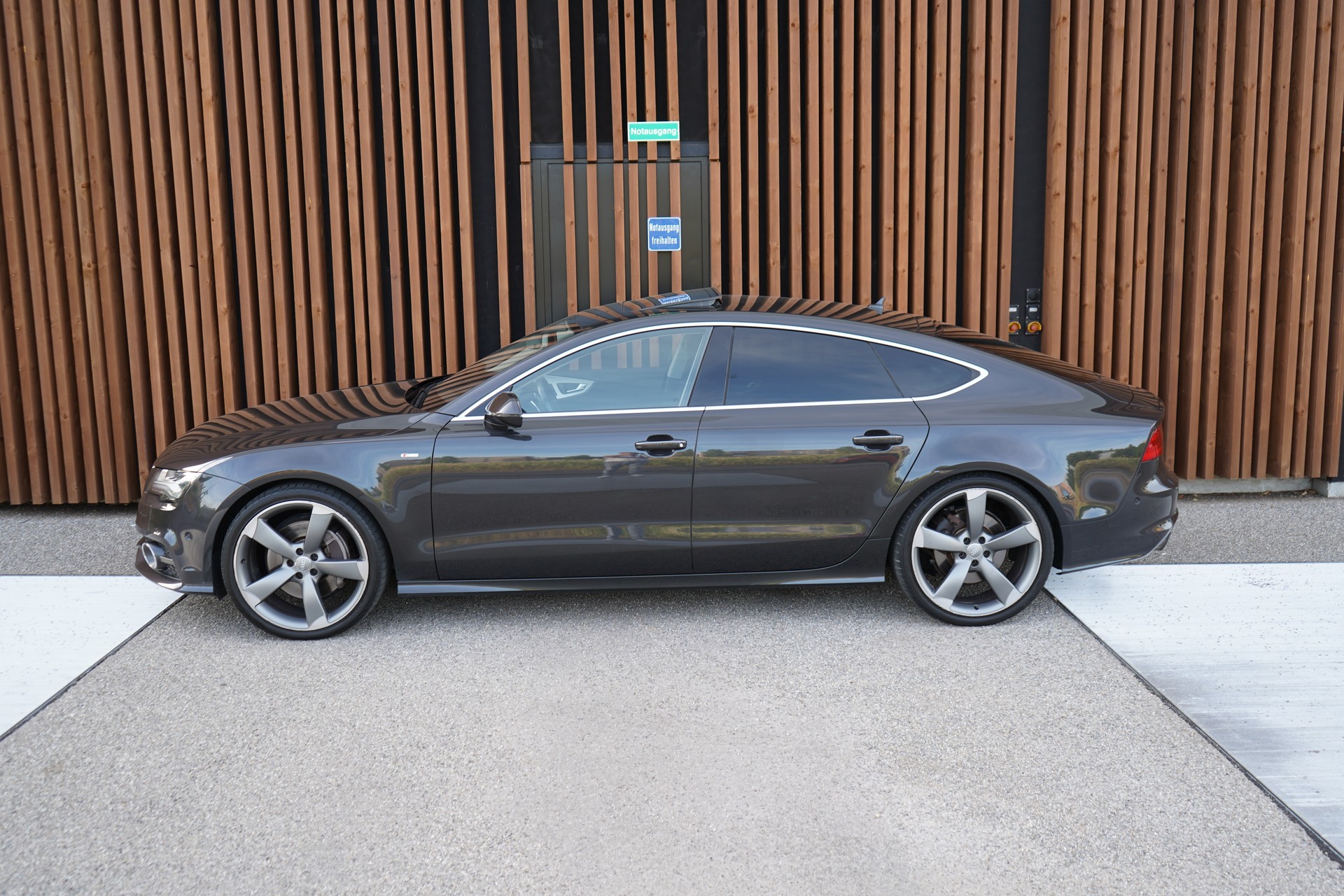AUDI A7 SPORTBACK 3.0 TFSI QUATTRO S-TRONIC l 300 PS-image-3