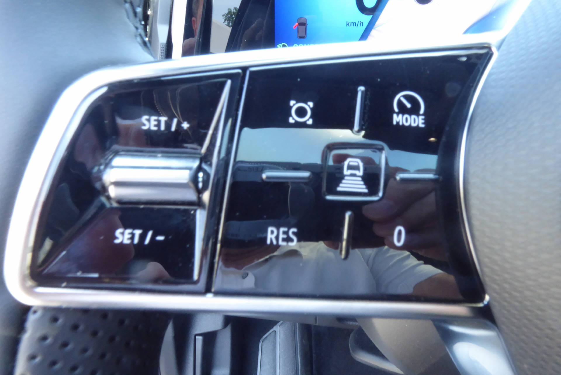 RENAULT Espace 1.2 E-Tech 200 Iconic 5-Sitze-image-11