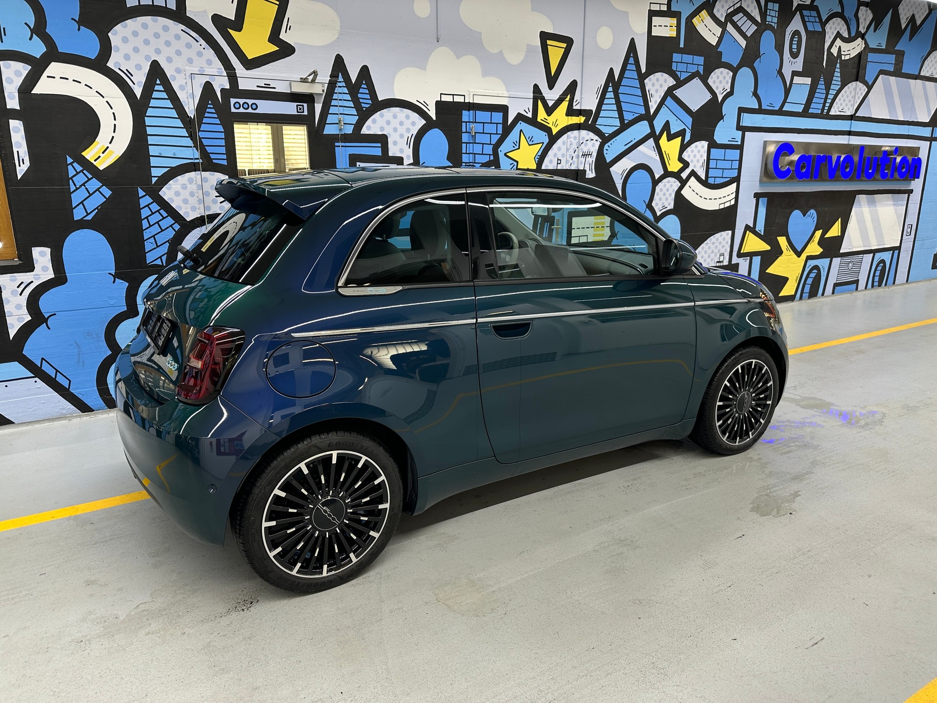 FIAT 500 electric 87 kW La Prima-image-3