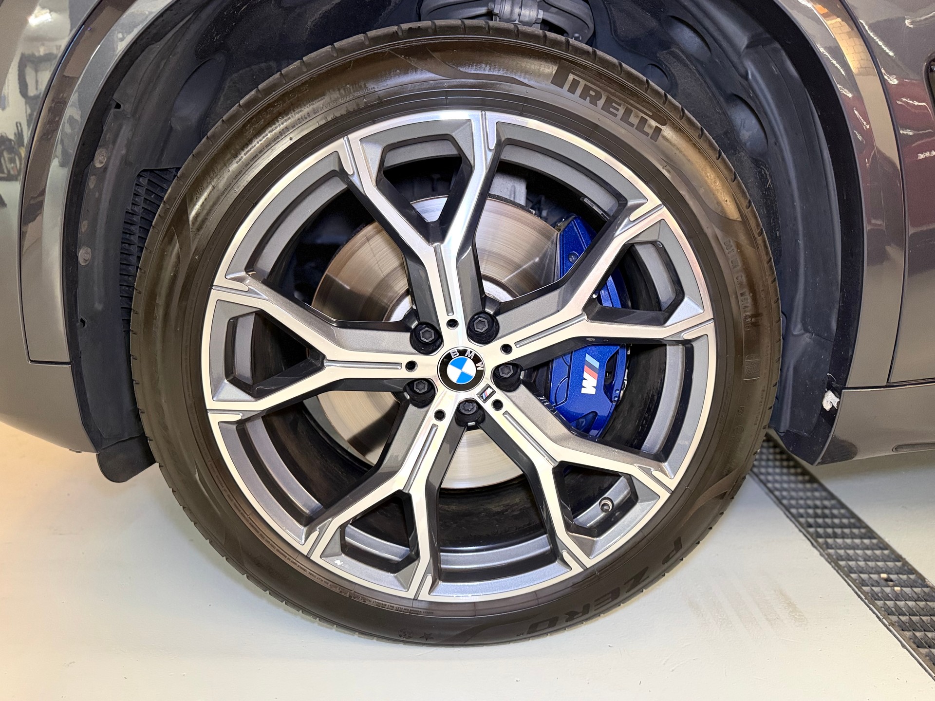 BMW X5 xDrive M50d Steptronic-image-3