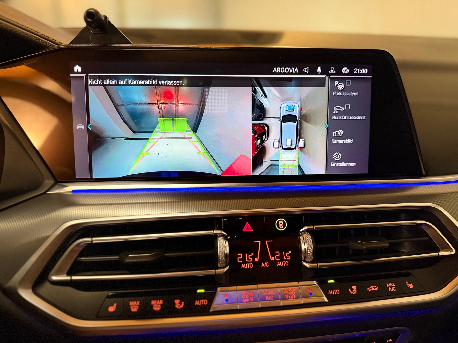 BMW X5 xDrive M50d Steptronic-image-19